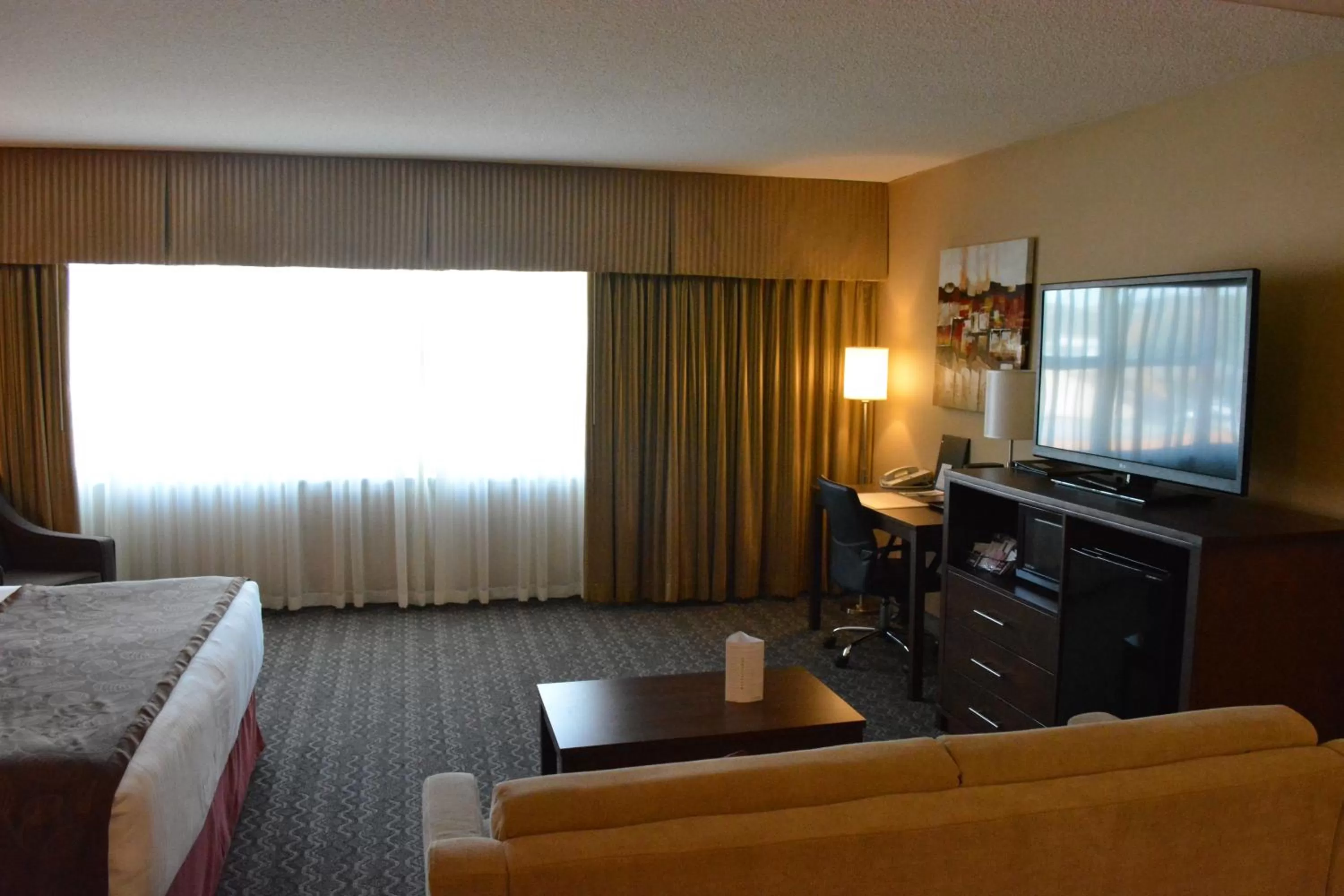 Bed in Best Western Terrace Inn