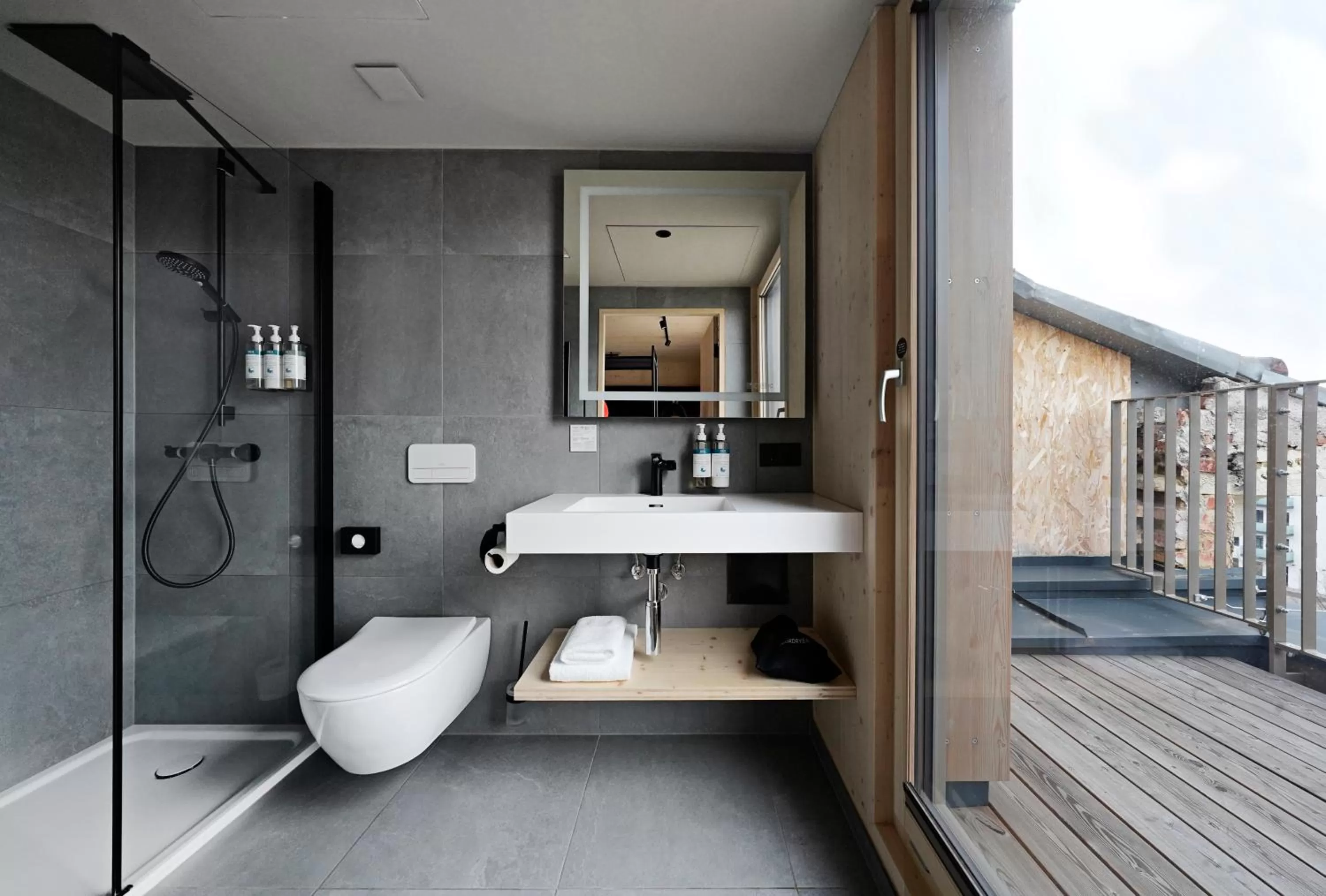 Shower in Numa Vienna Wood