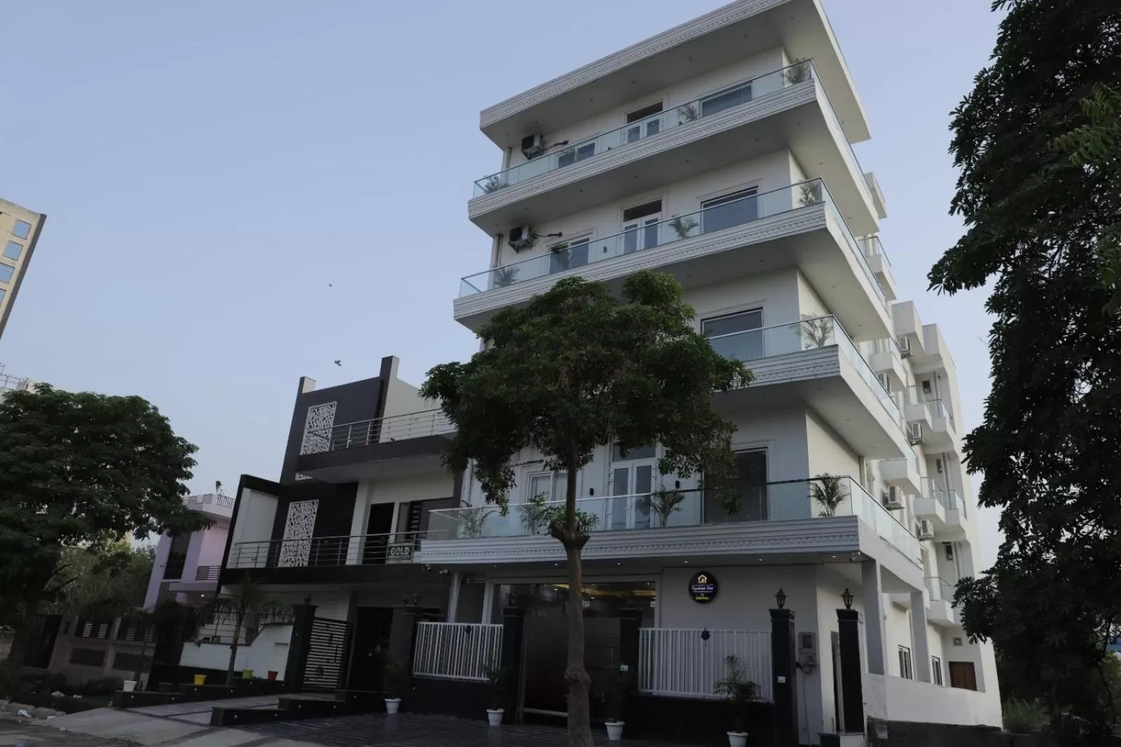 Property Building in Opulent Inn by Lime Tree Hotels