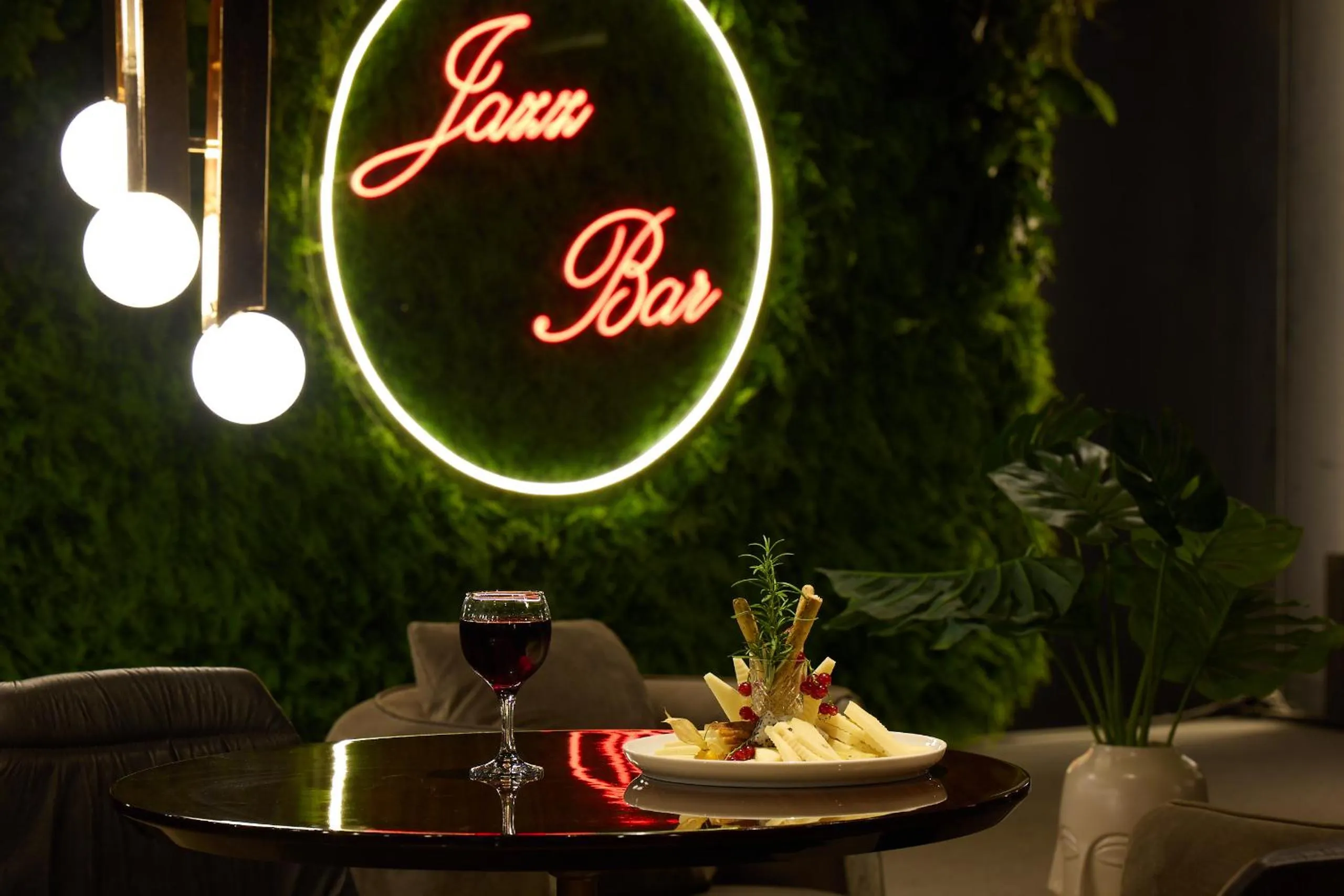 Lounge or bar in Mövenpick Resort Antalya Tekirova - Ultra All Inclusive