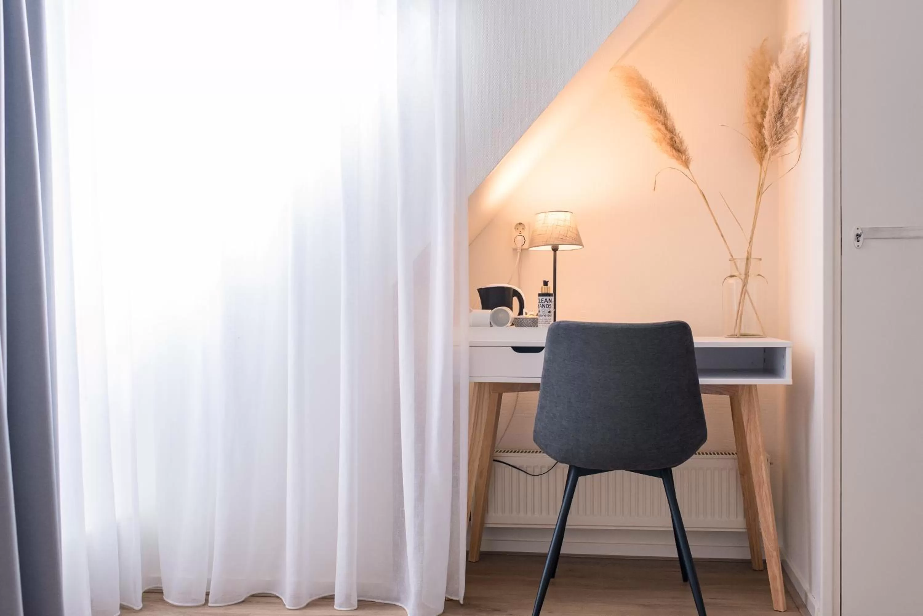 Seating area in Hotel-Restaurant De Walvisvaarder