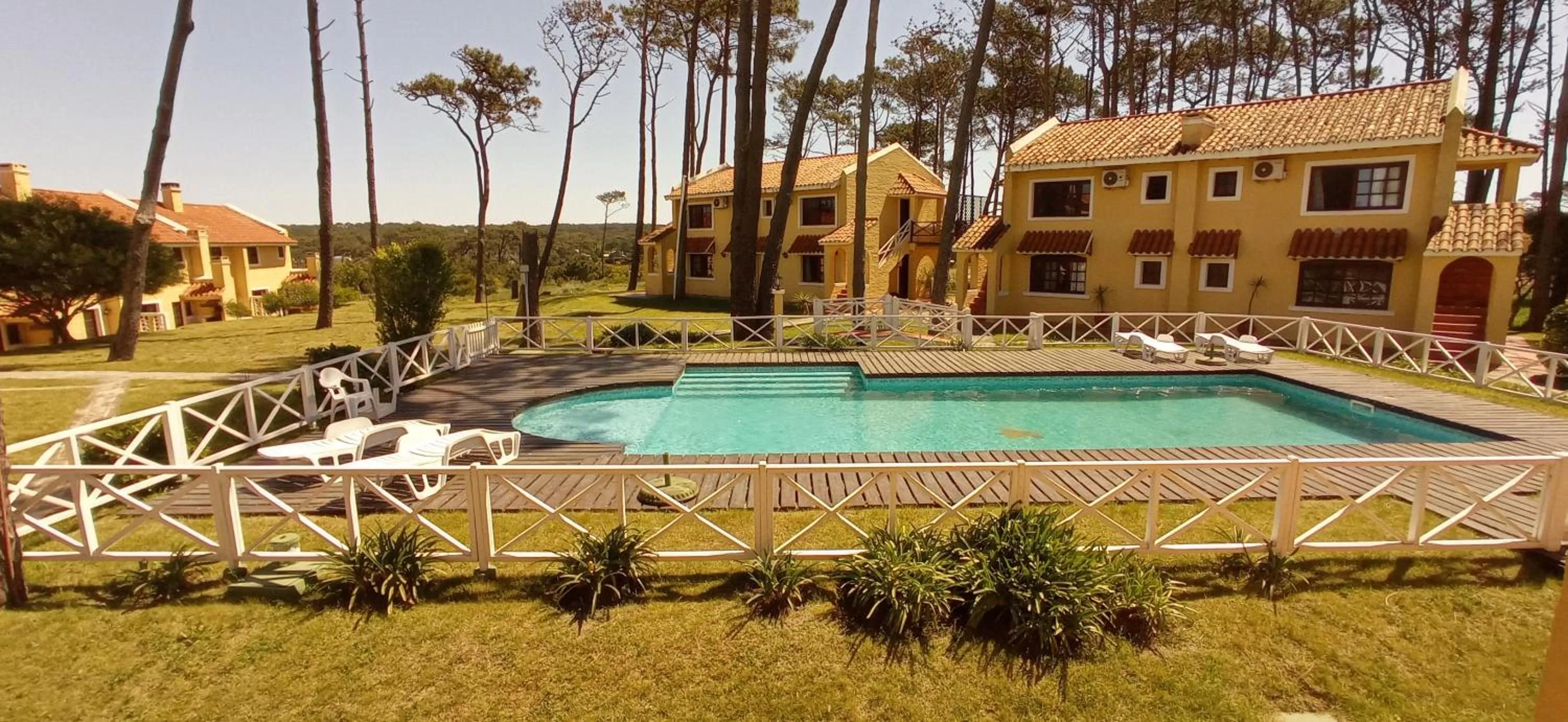 Swimming Pool in Pino Dorado
