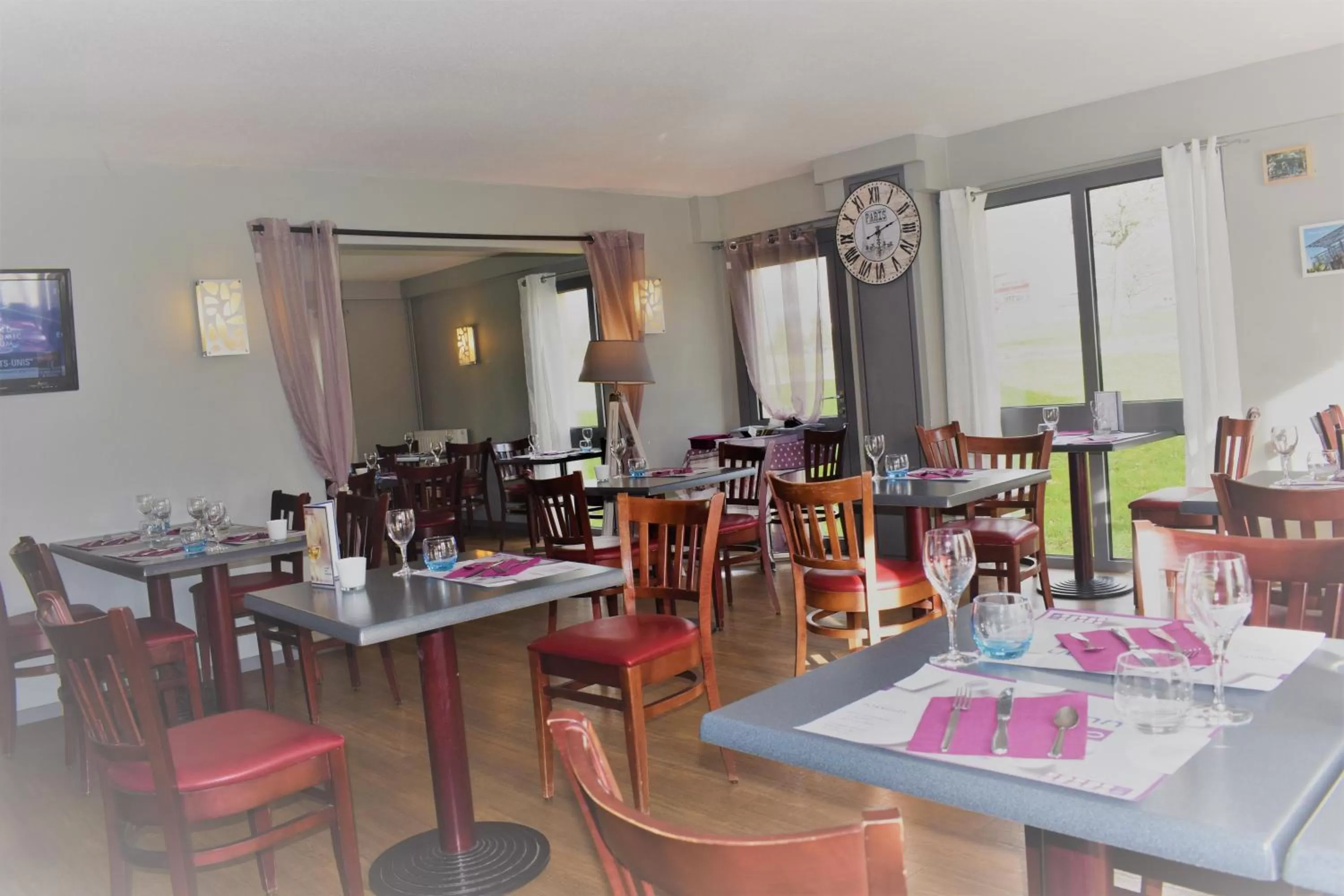 Restaurant/places to eat in Hôtel Inn Design Resto Novo Châteaubriant