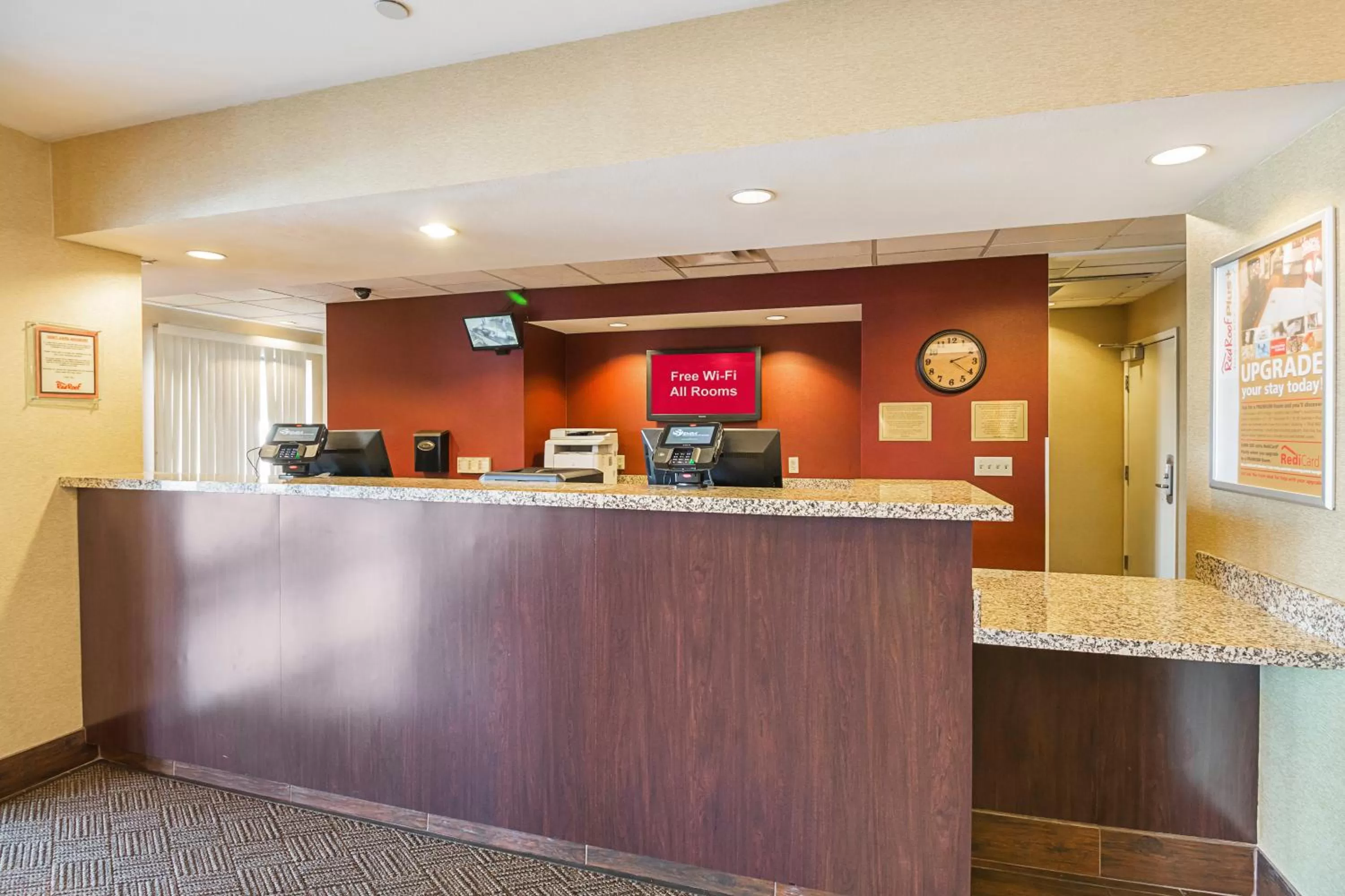 Lobby or reception in Red Roof Inn PLUS + Phoenix West