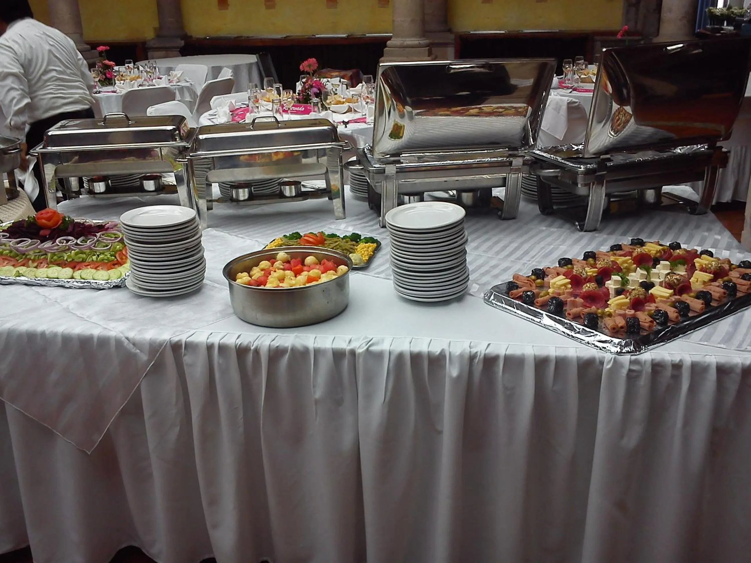 Food and drinks in Howard Johnson by Wyndham Morelia Calle Real