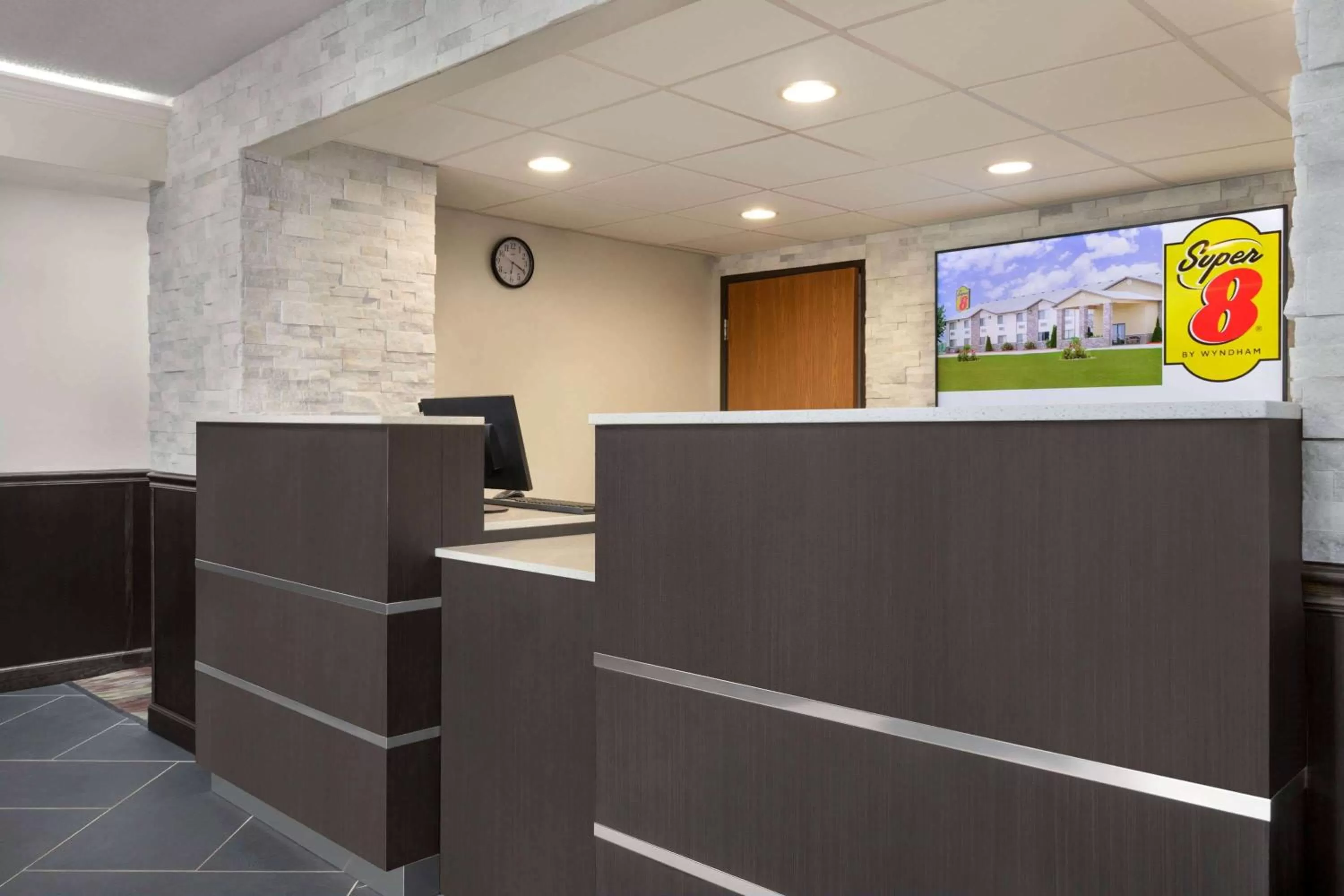 Lobby or reception in Super 8 by Wyndham Chillicothe