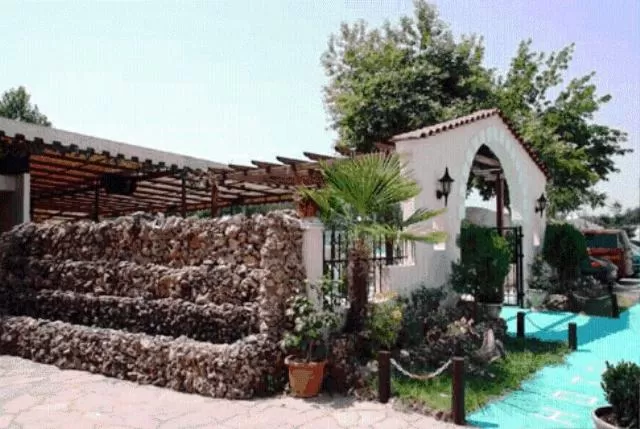 Facade/entrance in Achillion Palace