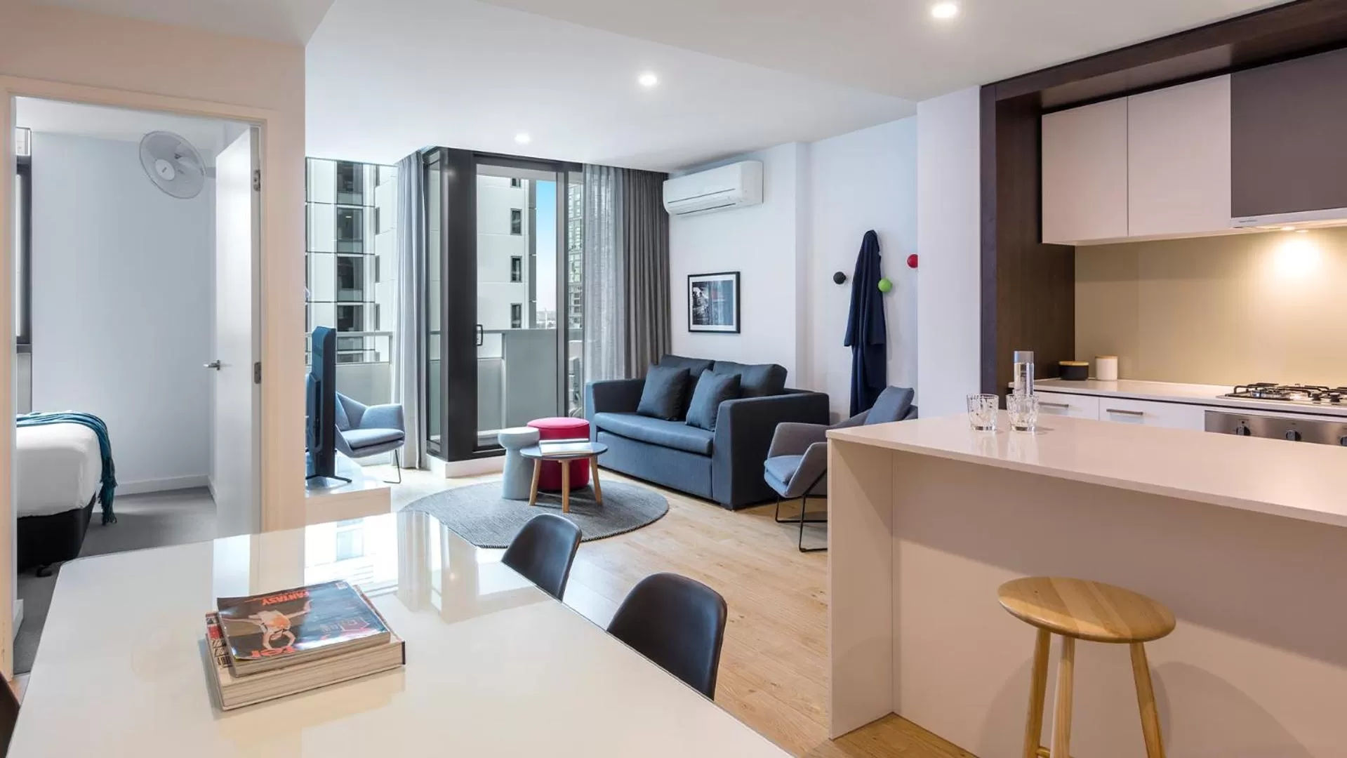 Balcony/Terrace in Oaks Melbourne Southbank Suites