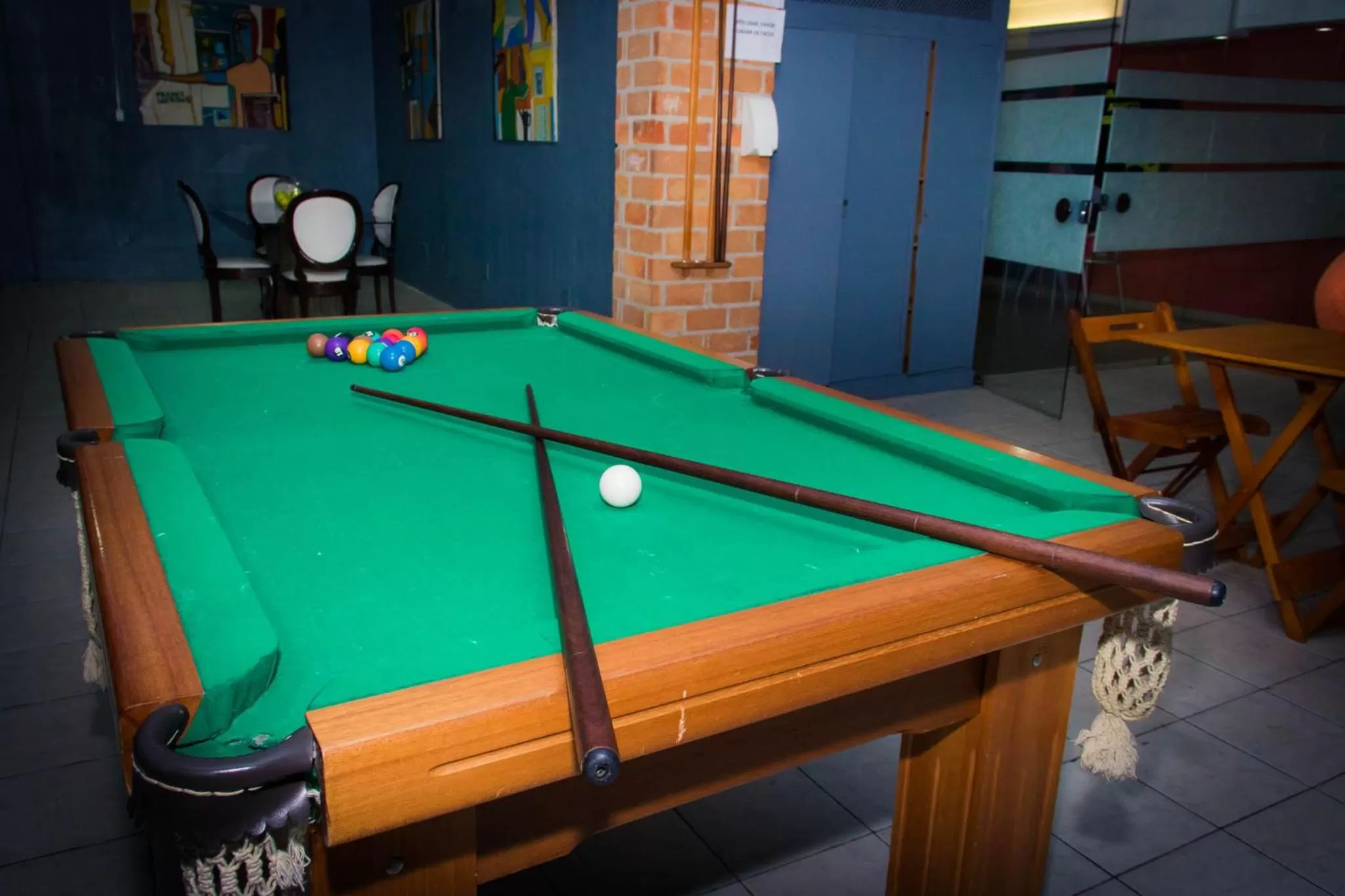 Billiard in Embaixador Hotel & Centro de Eventos by Fast10