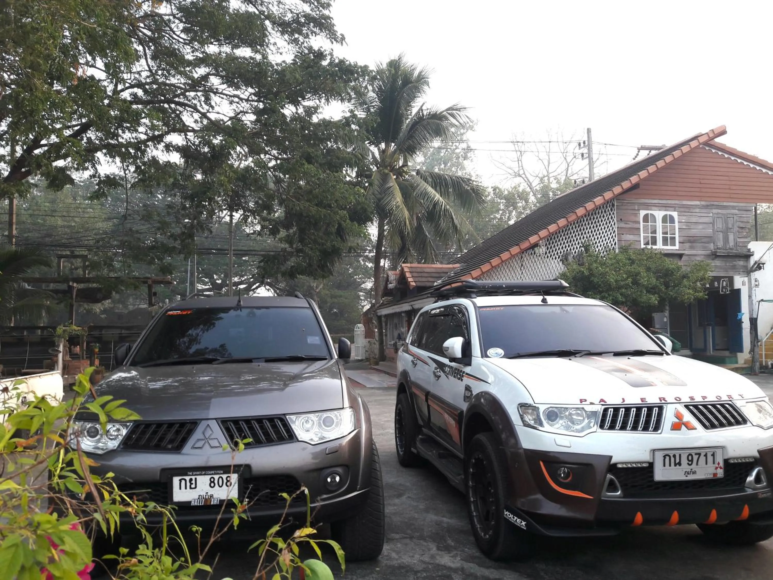 Scenic Riverside Resort