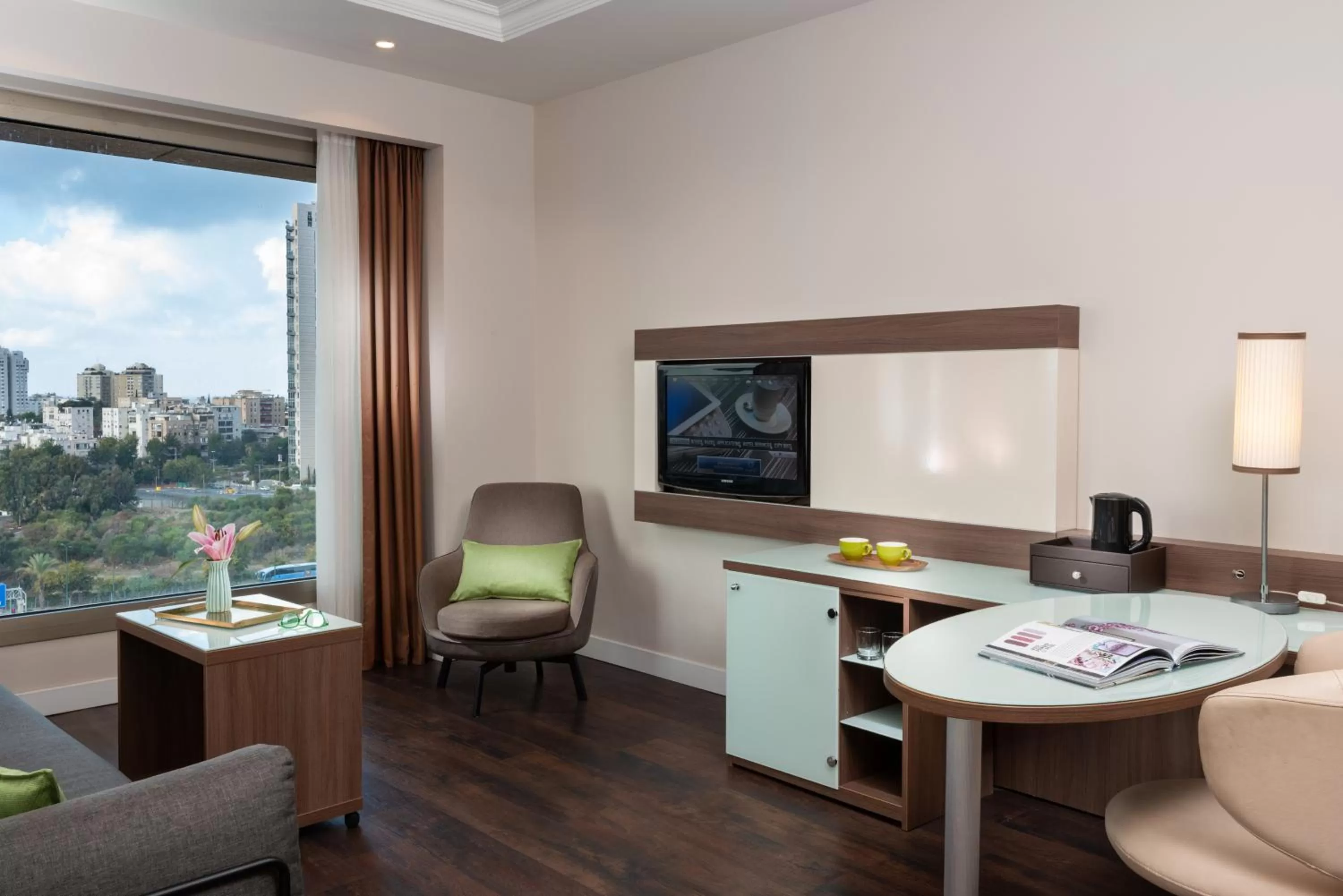 Living room in Leonardo City Tower Hotel Tel Aviv