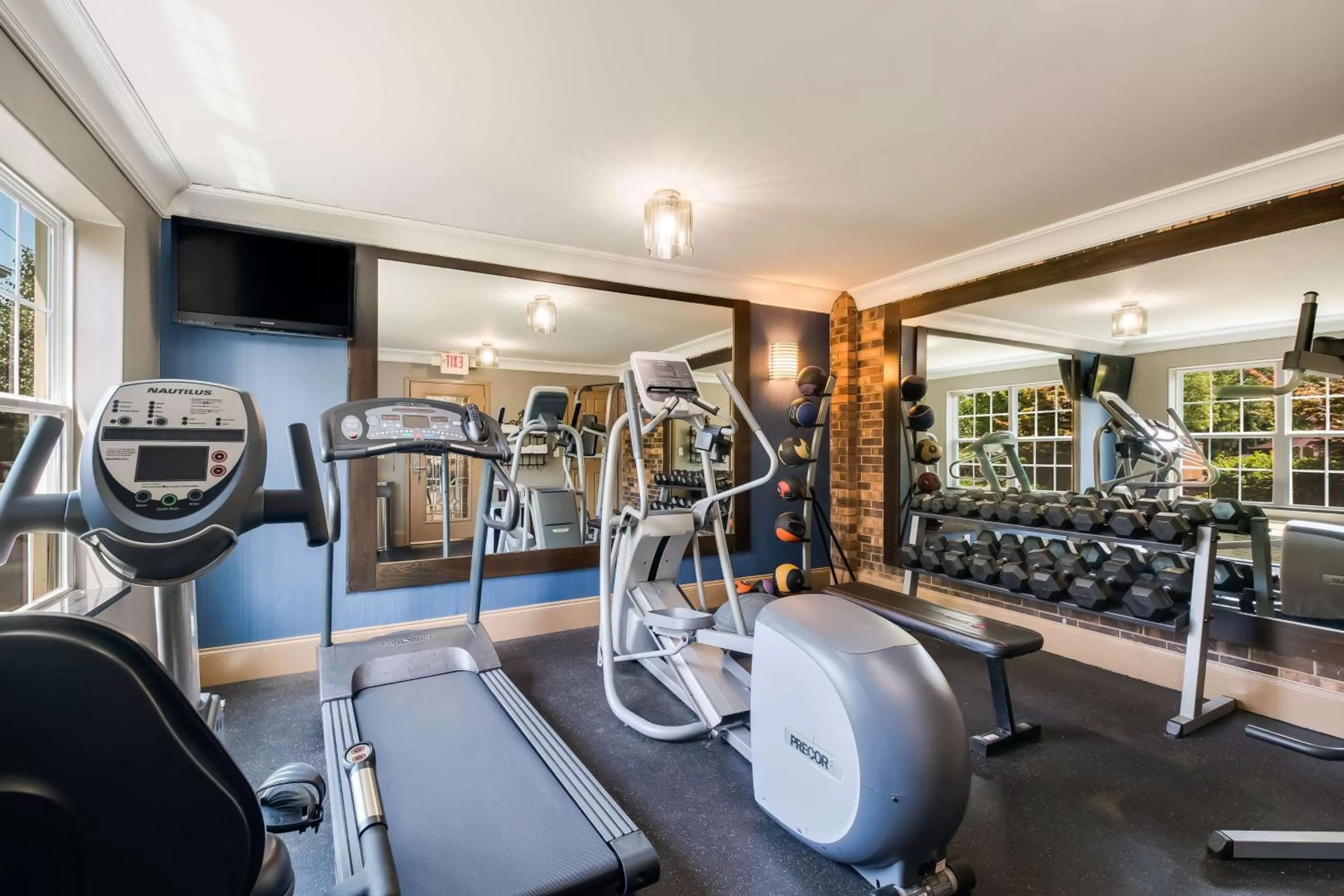 Spa and wellness centre/facilities in Best Western Inn Winchester