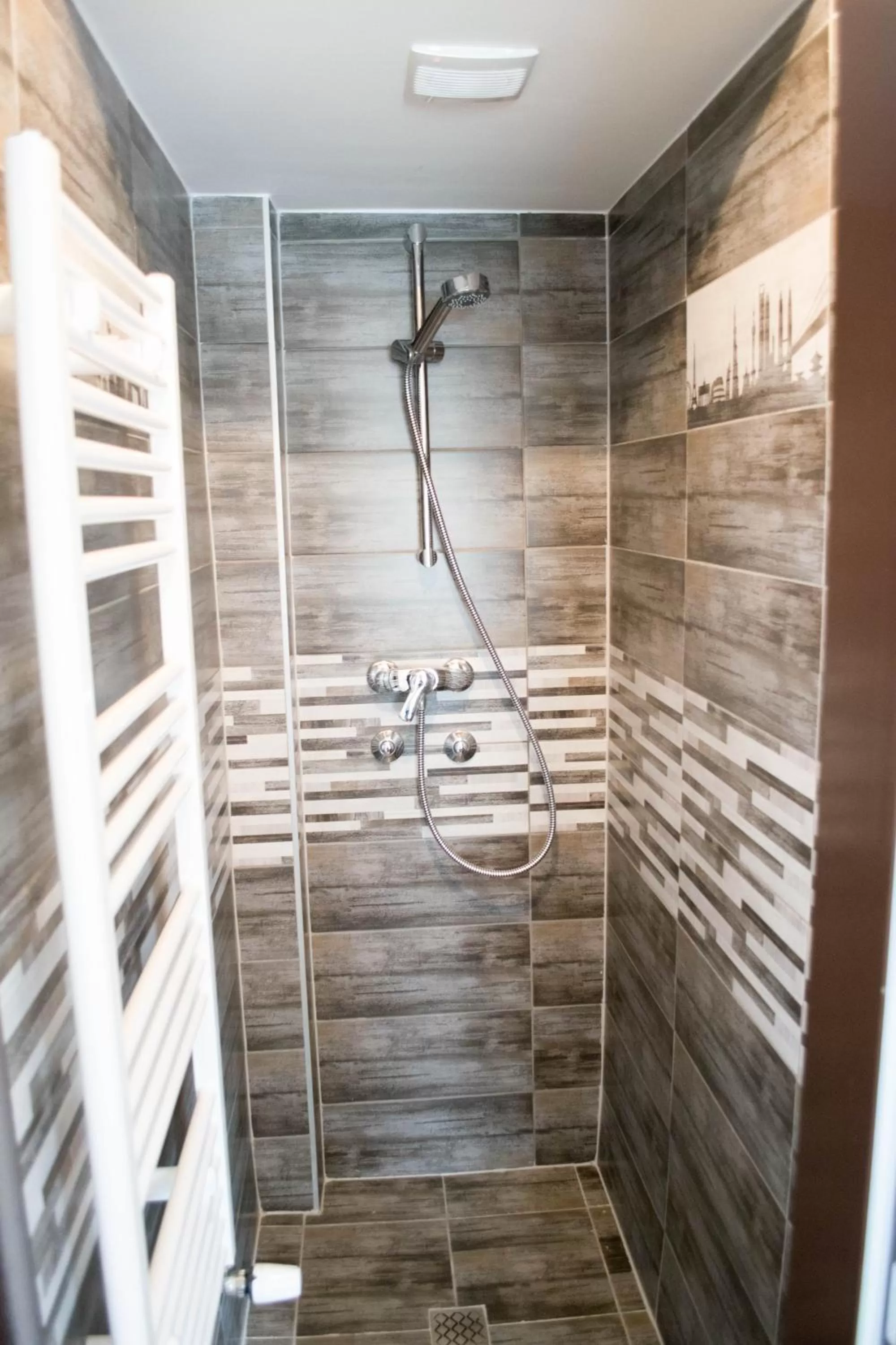 Shower in Petra Hotel