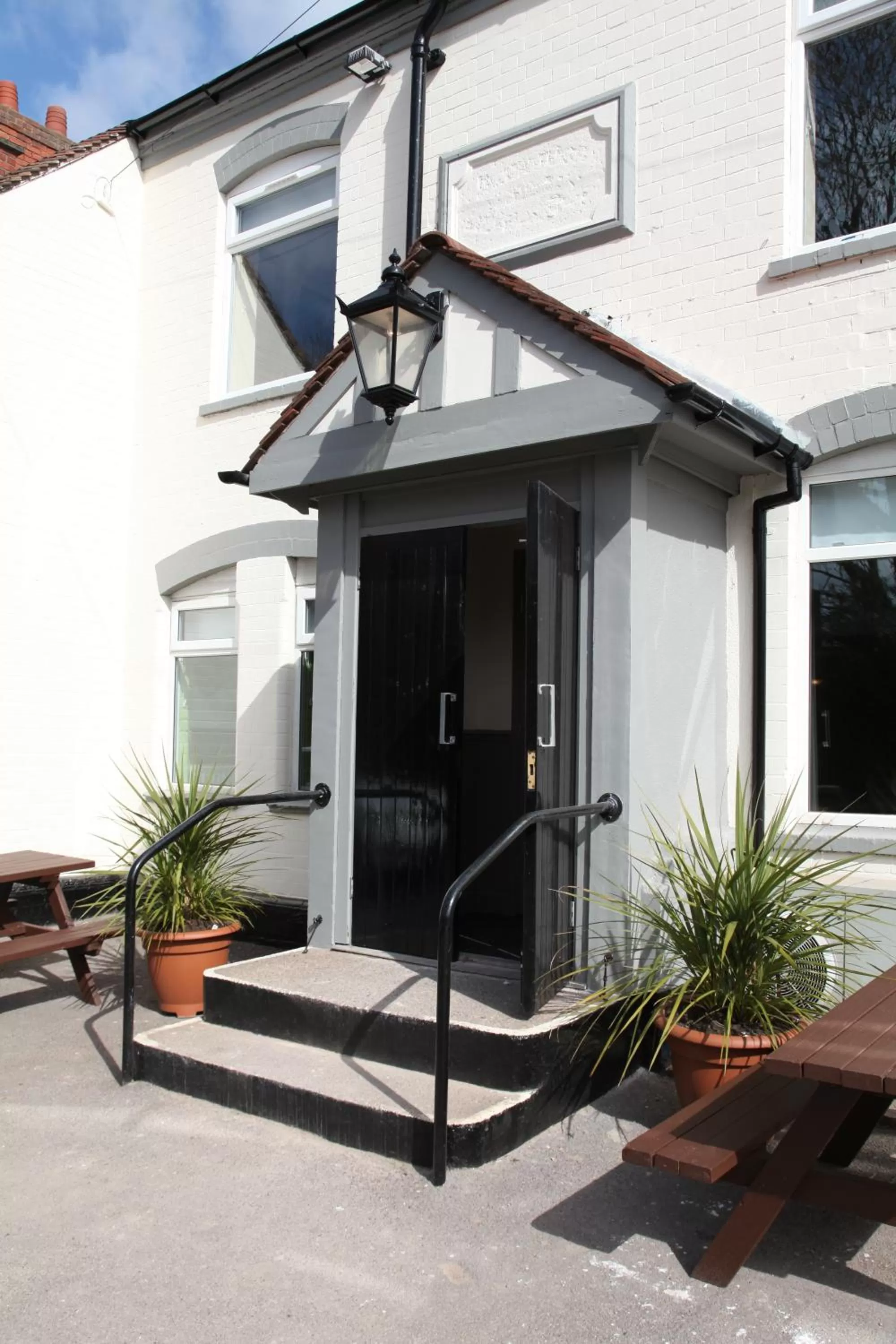 Property building in Liberal House Tamworth