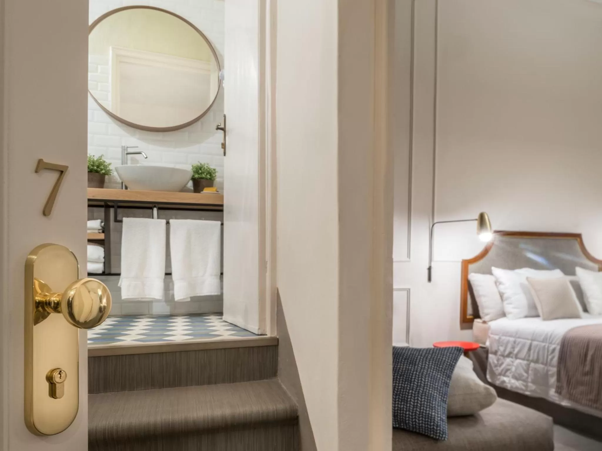 Bathroom, Bed in Alfieri9