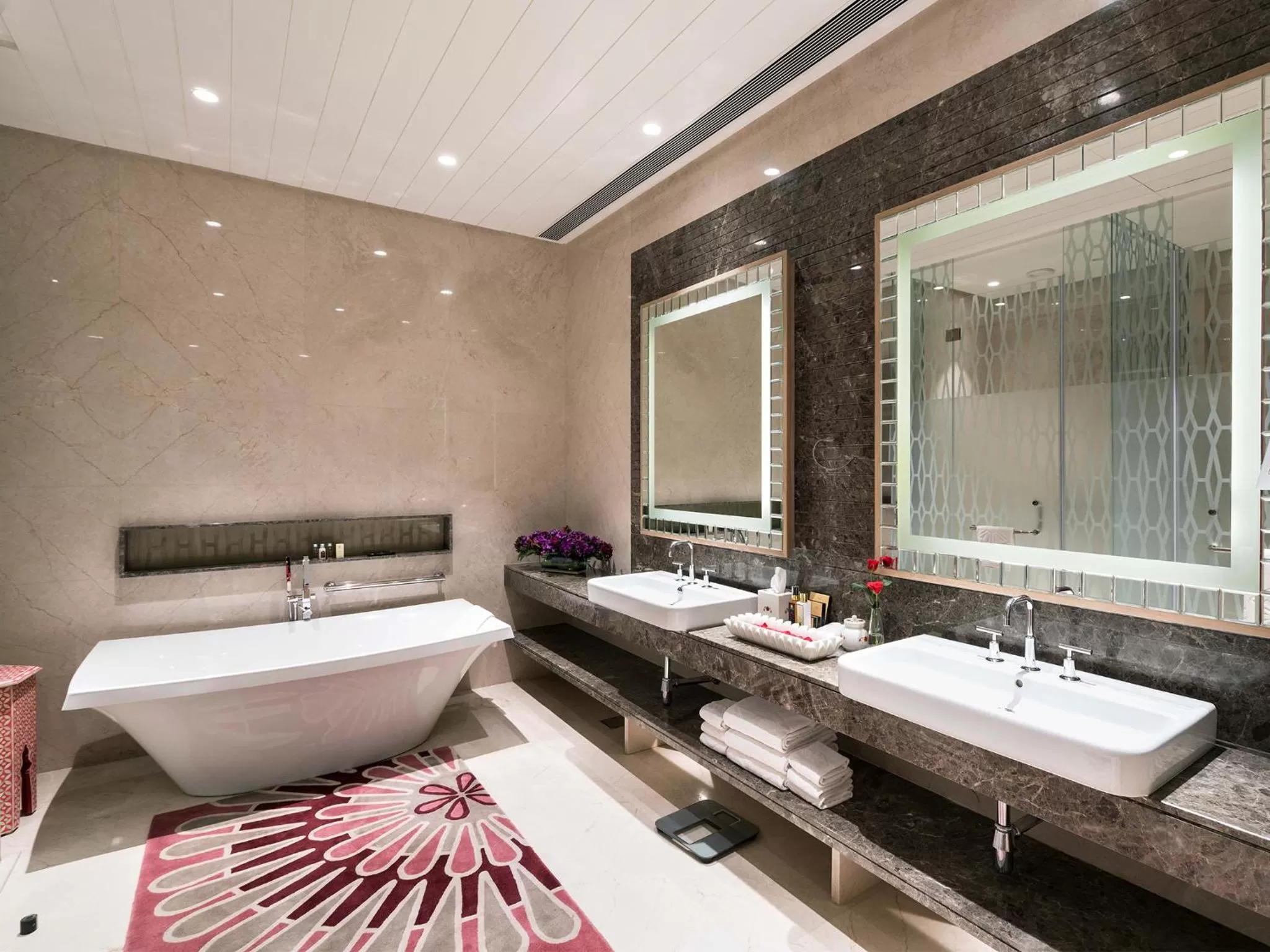 Bathroom, Bed in Taj Santacruz