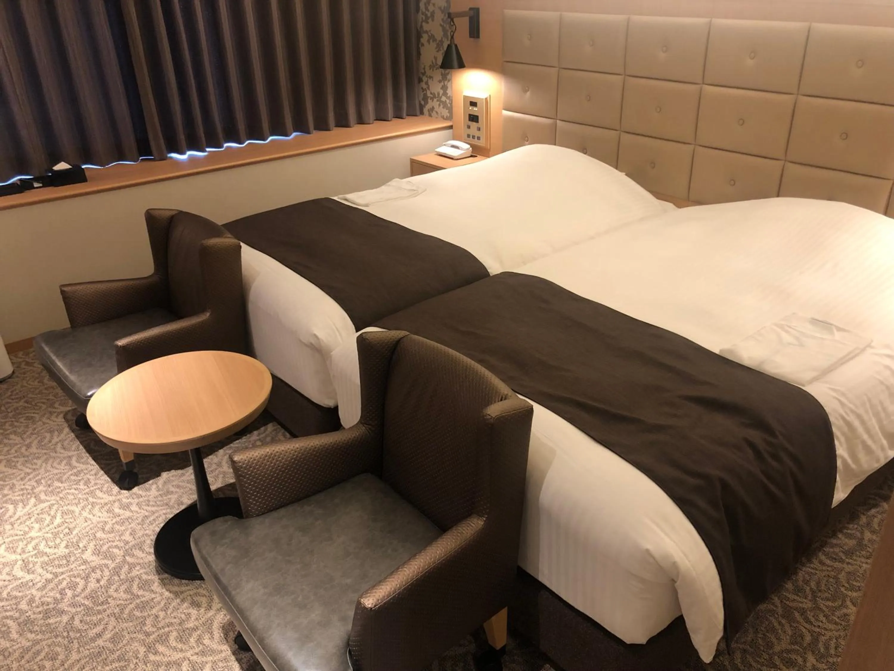 Photo of the whole room, Bed in Kobe Luminous Hotel Sannomiya