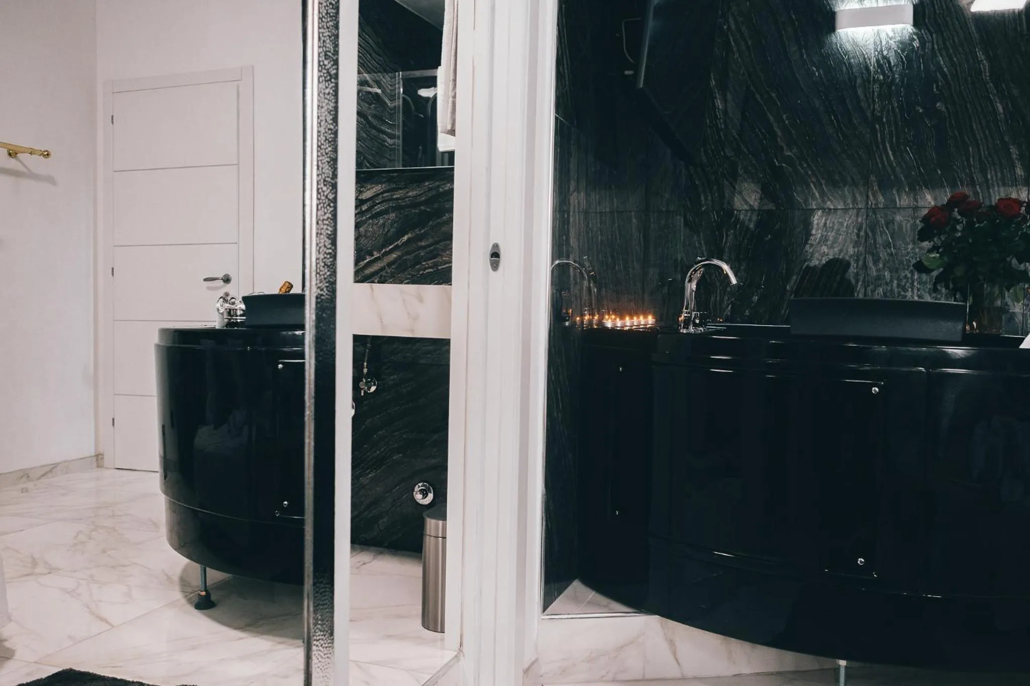 Spa and wellness centre/facilities in Gregorio VII Luxury Suites San Damaso