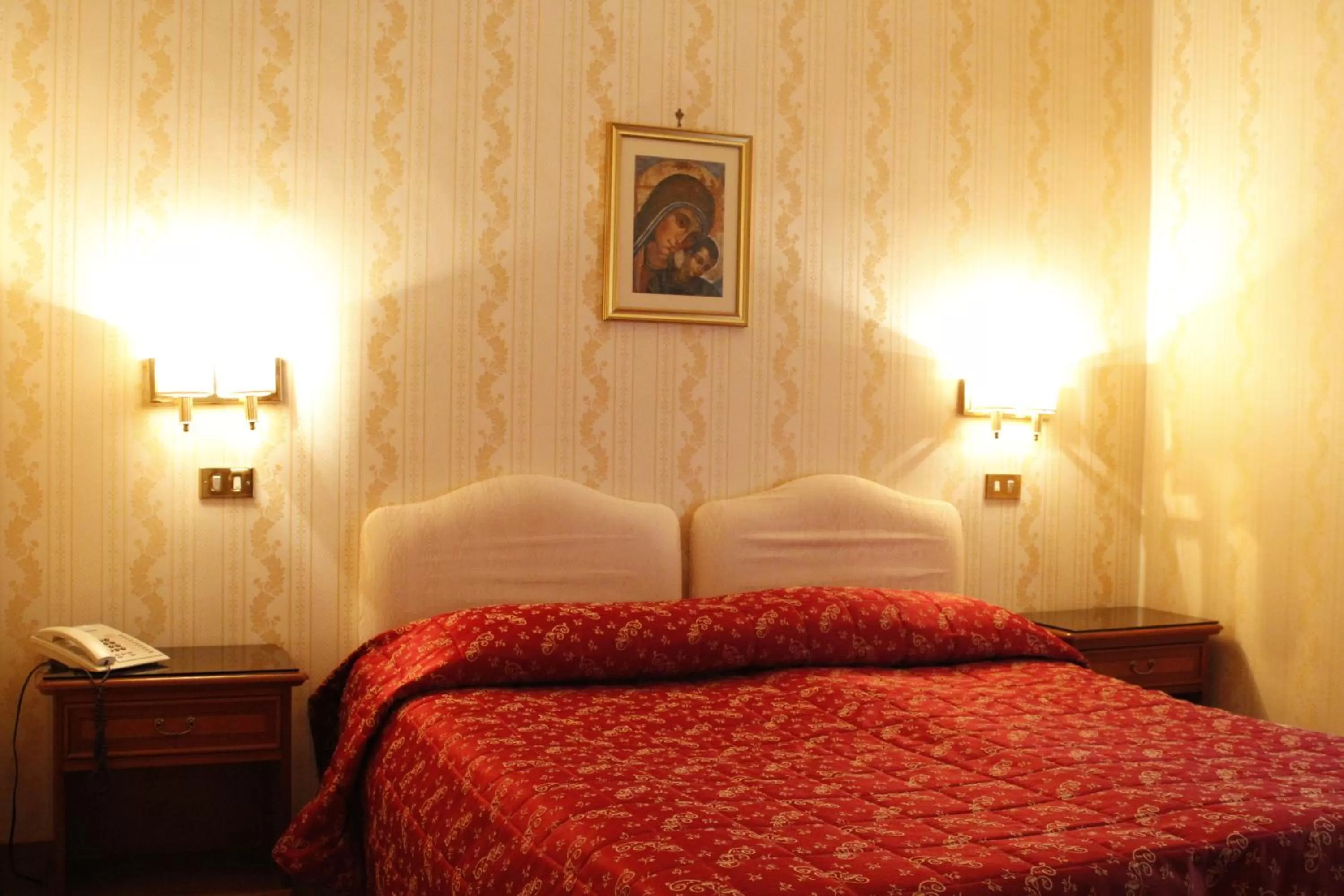 Bedroom, Bed in Hotel Torino