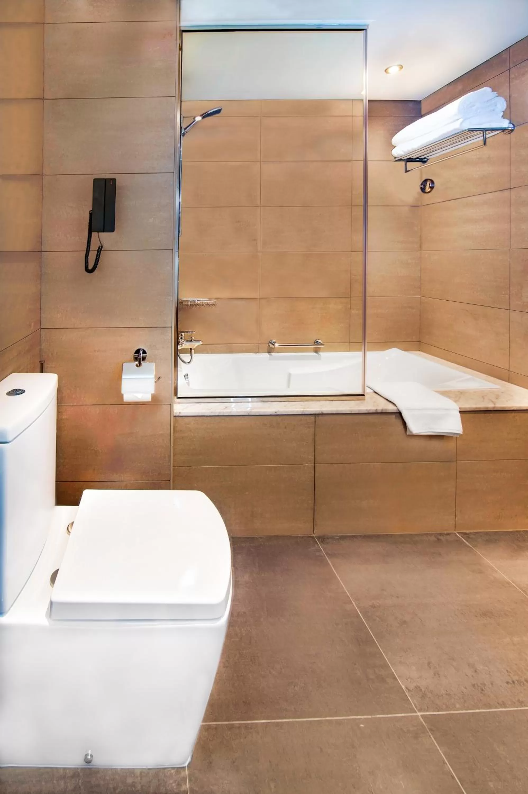 Property building in Le Meridien Abu Dhabi Resort