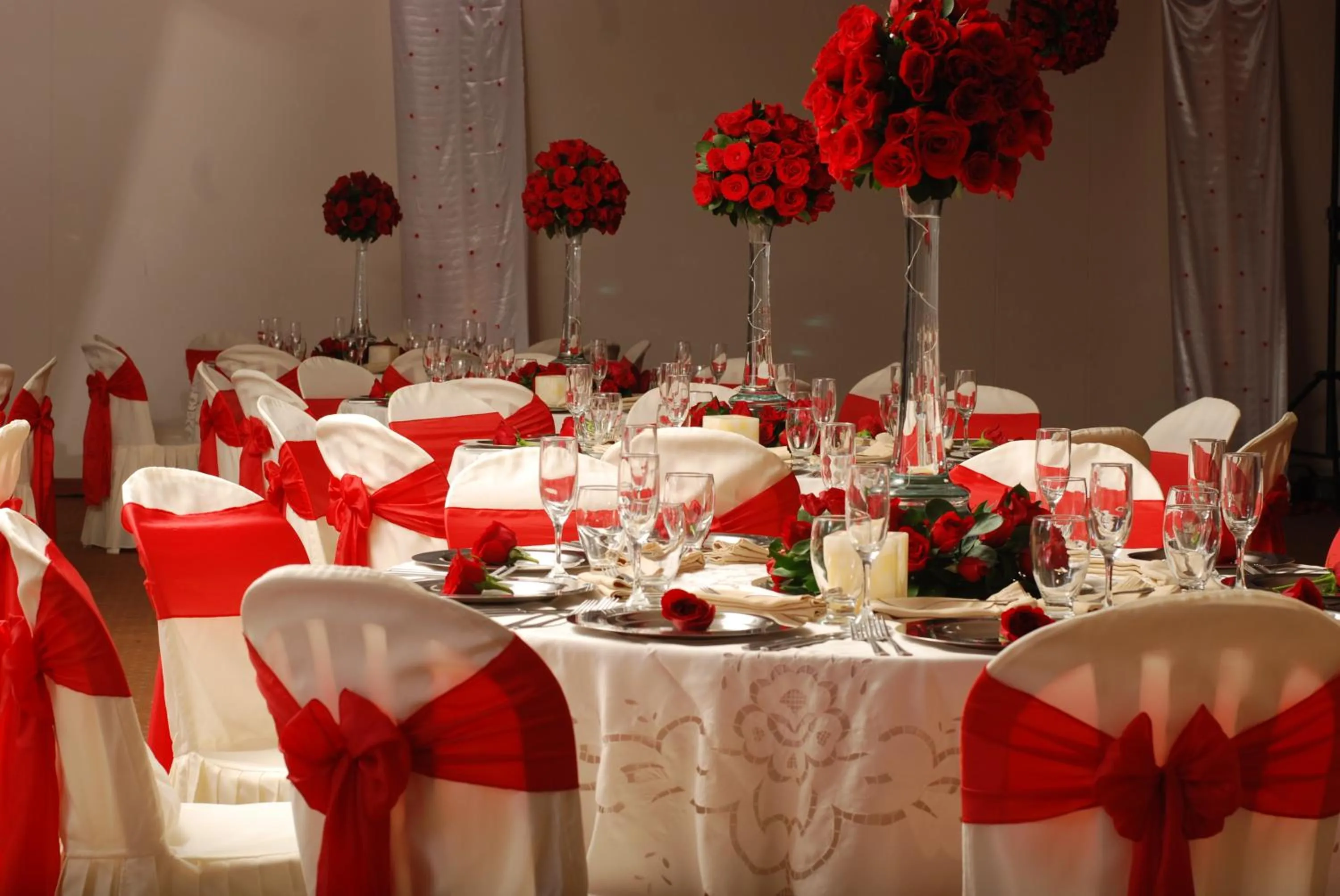 Banquet/Function facilities in Armenia Hotel