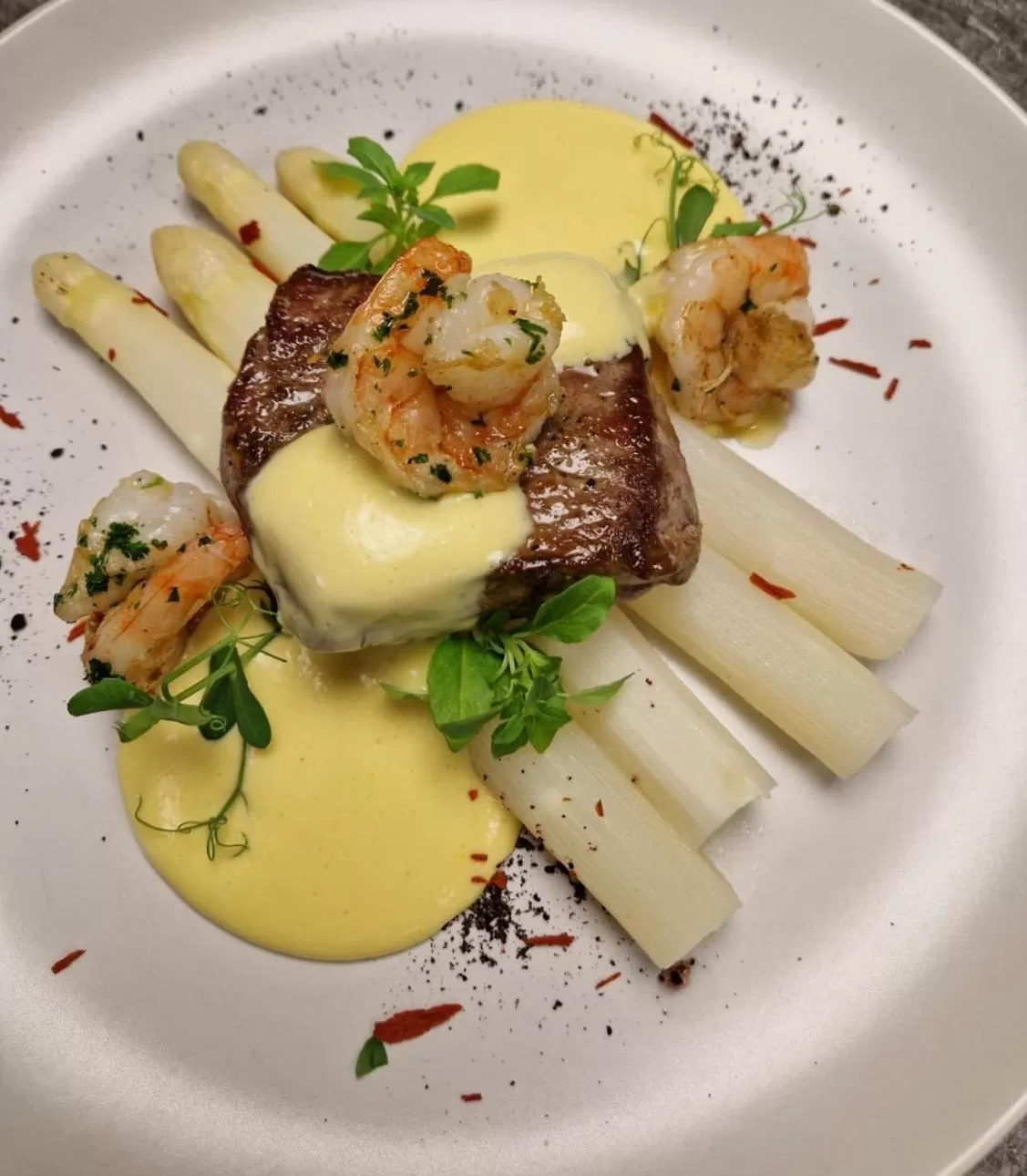 Food and drinks in Gasthaus Rössle