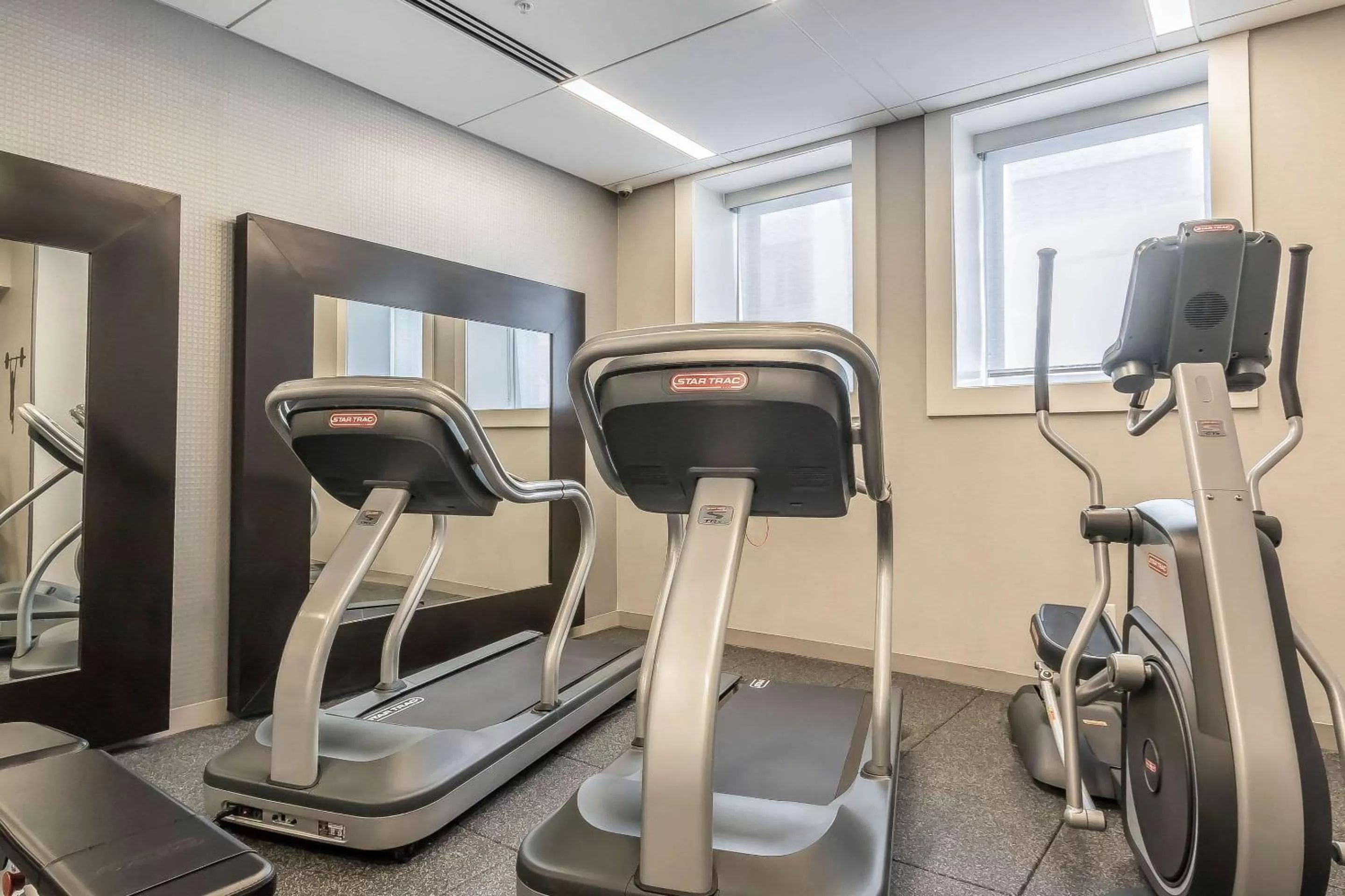 Fitness centre/facilities in voco Hotel Napoleon Memphis by IHG
