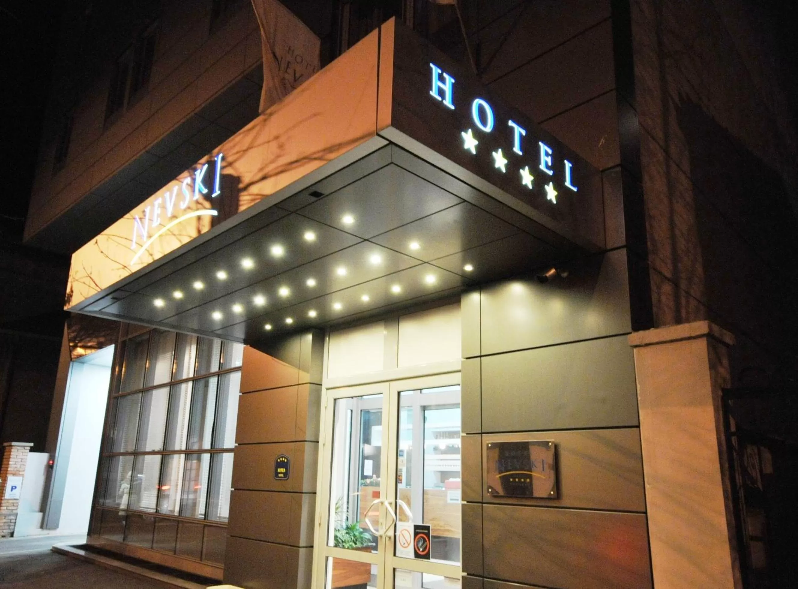 Facade/entrance in Garni Hotel Nevski