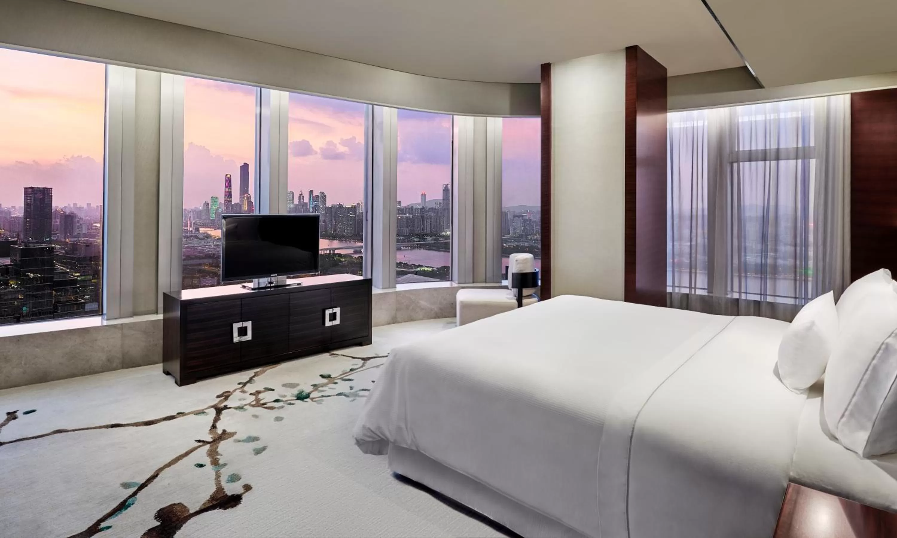 Property building, Bed in The Westin Pazhou