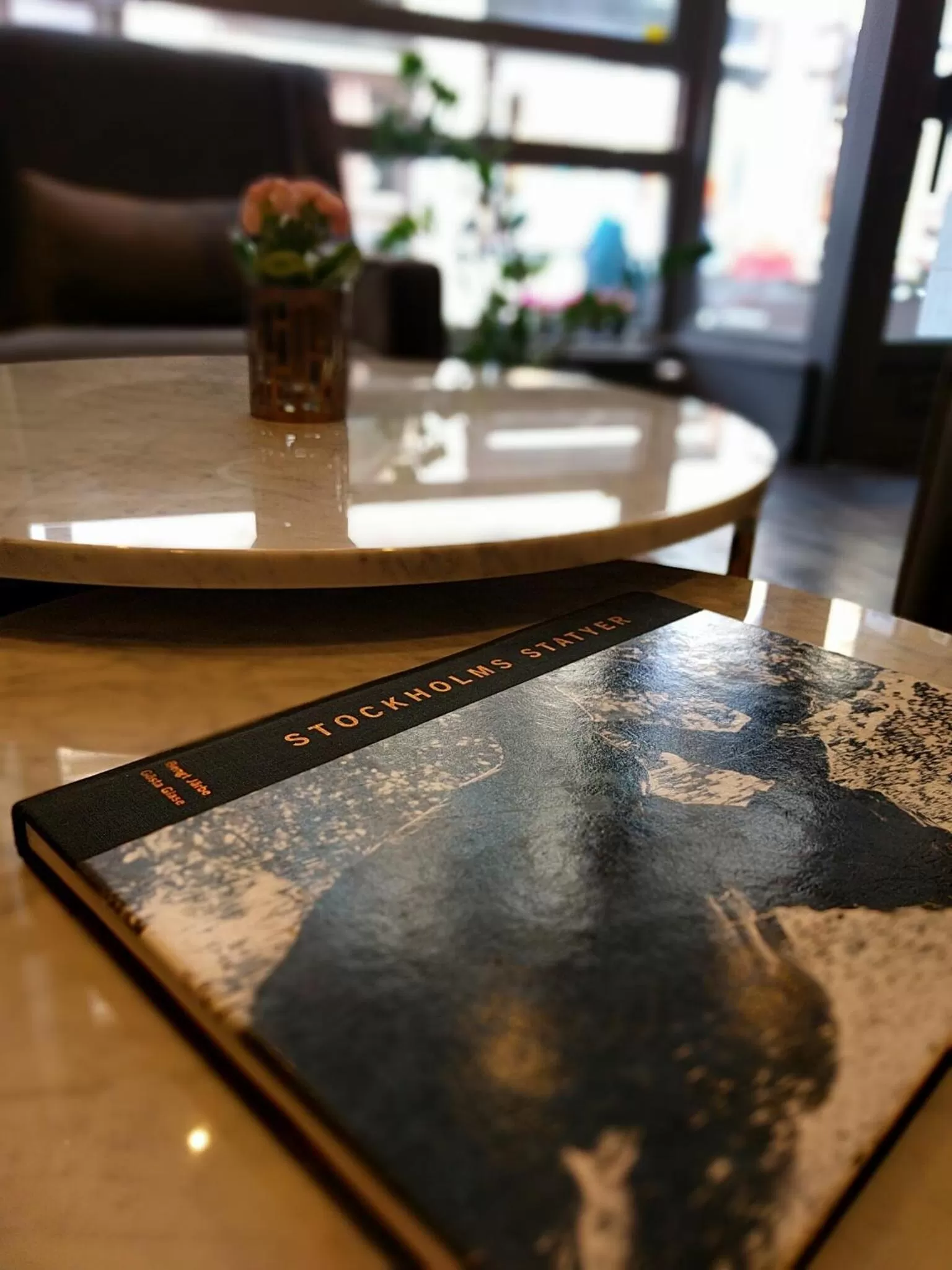 Decorative detail in Queen's Hotel by First Hotels