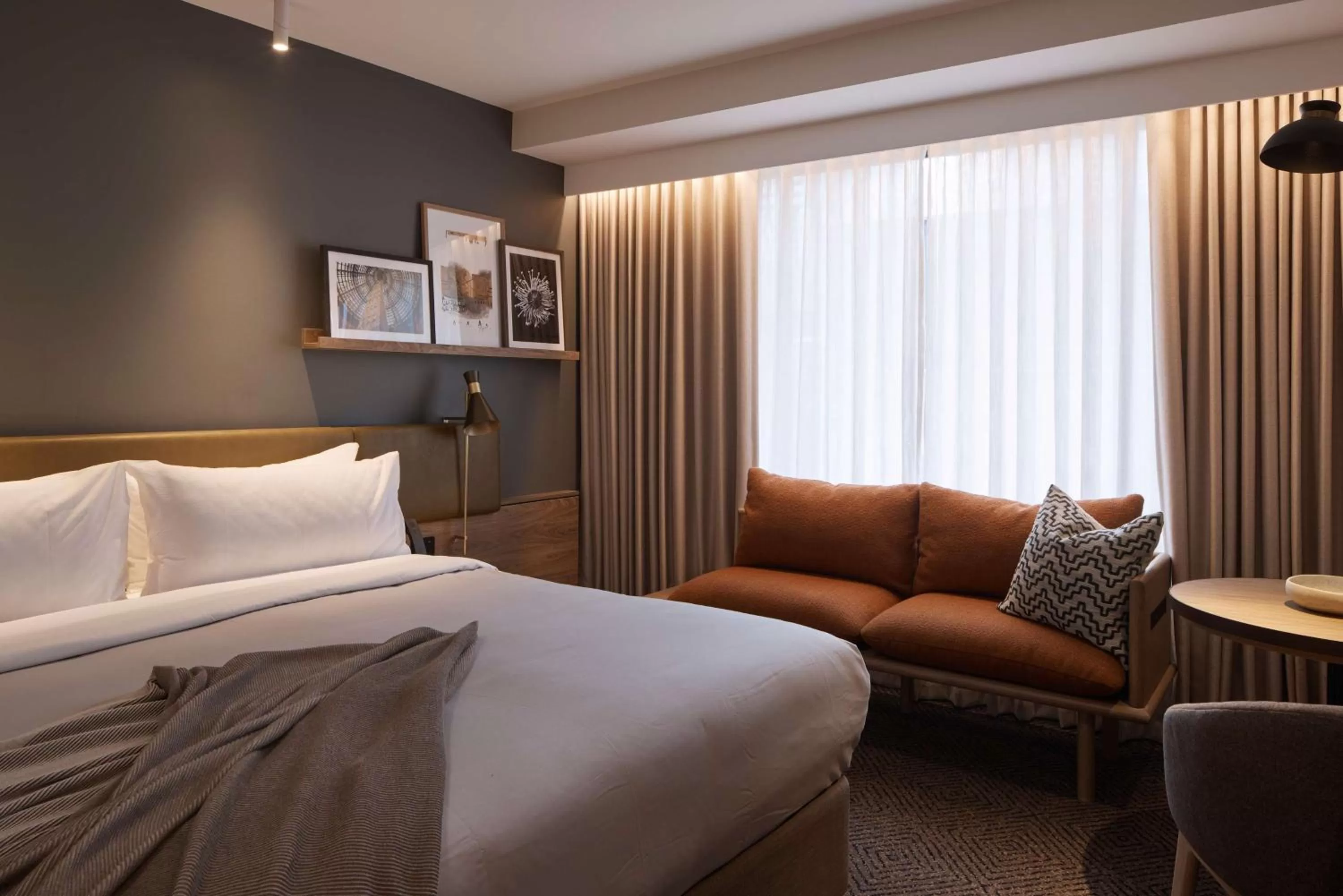 Bedroom, Bed in Rydges Melbourne