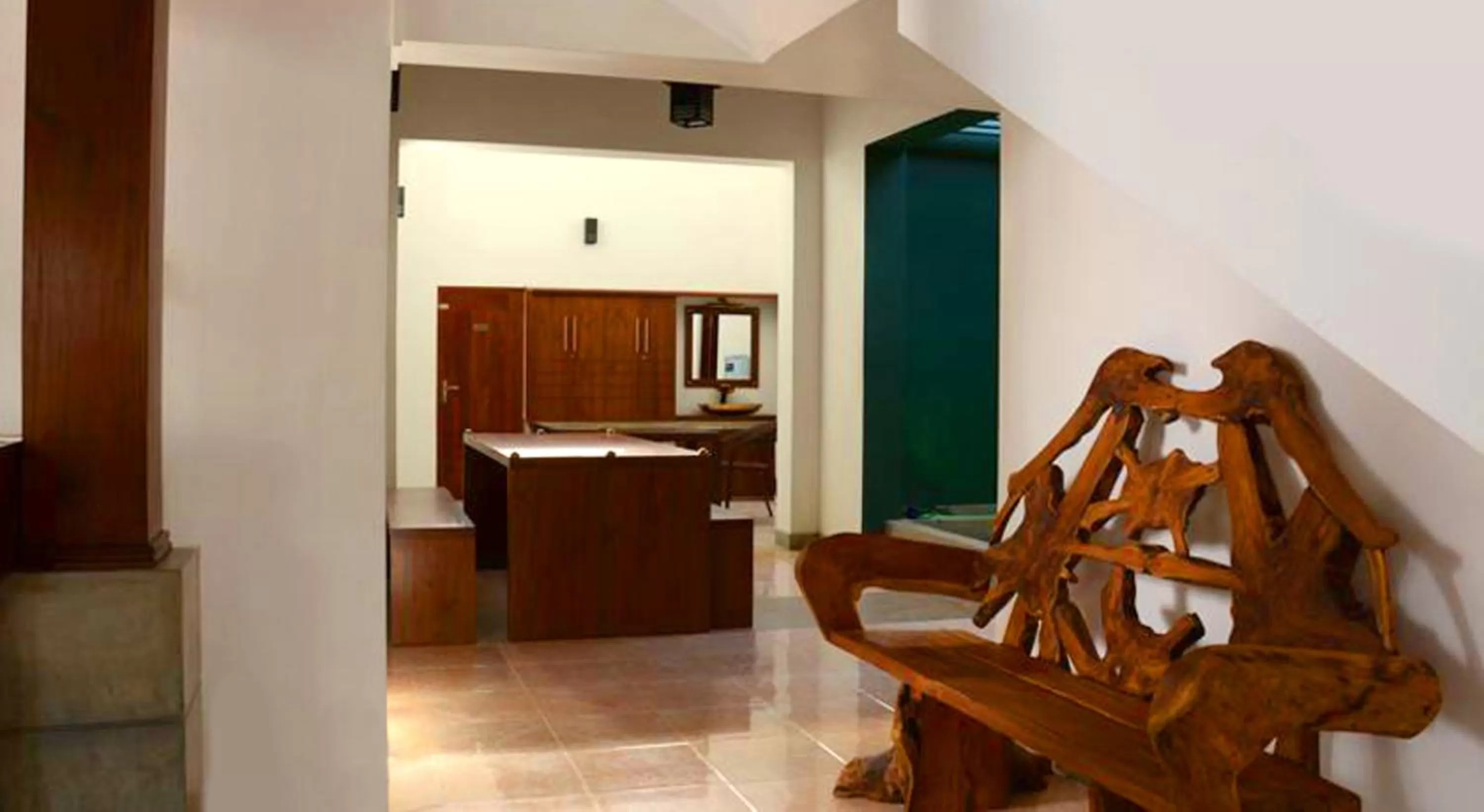 Restaurant/places to eat in Inlak Garden Hotel