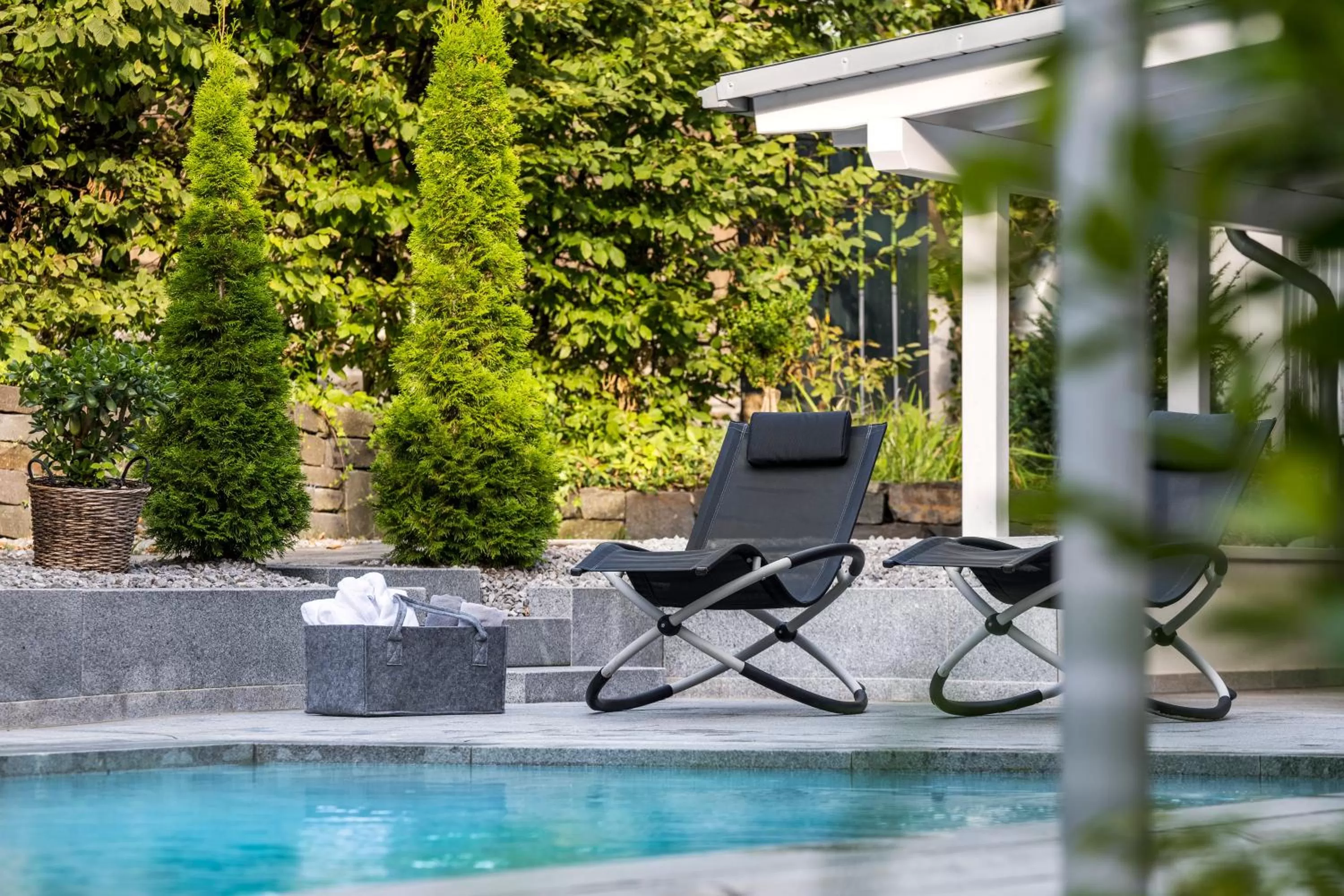 Swimming pool in Romantik Hotel Neuhaus