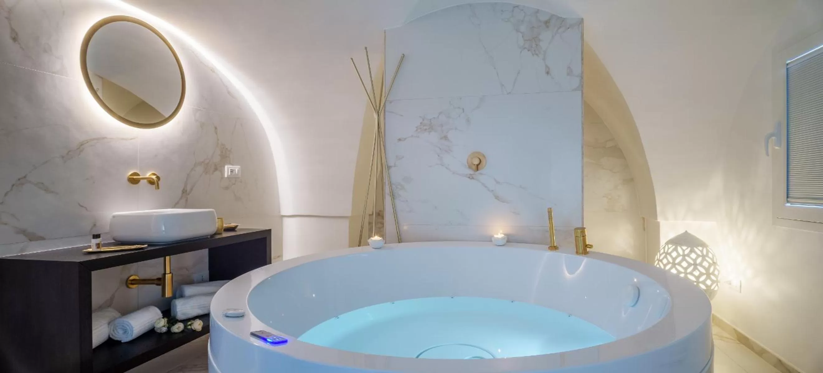 Bathroom in La Bella Ostuni Suites