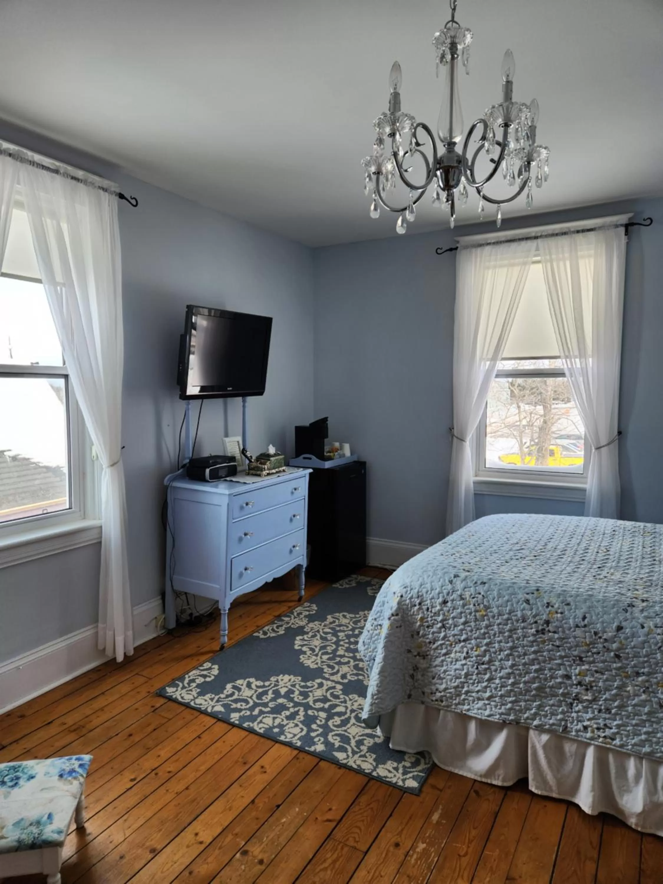 Bedroom in The Home Place Inn
