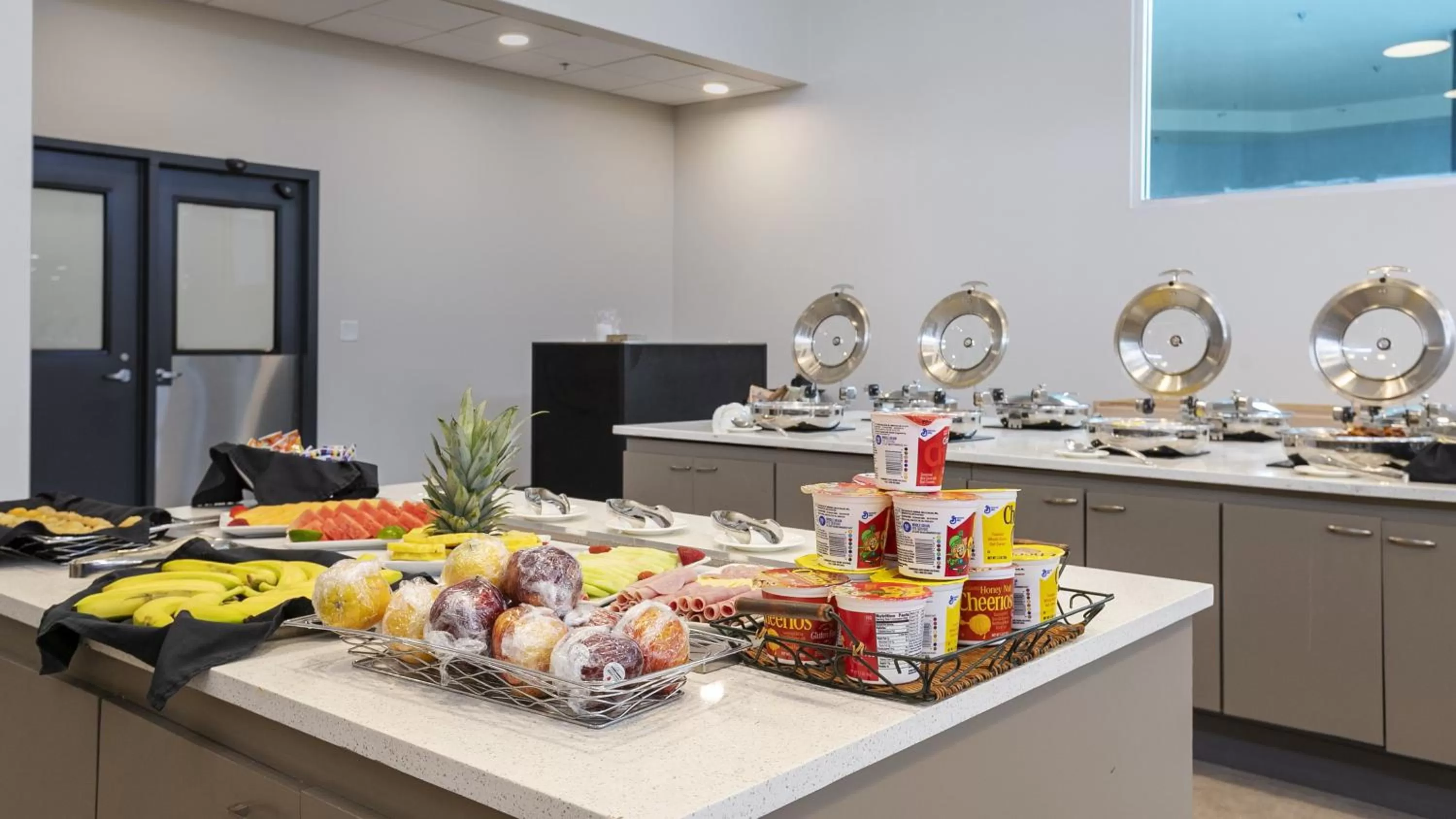 Restaurant/places to eat in Holiday Inn Panama City by IHG