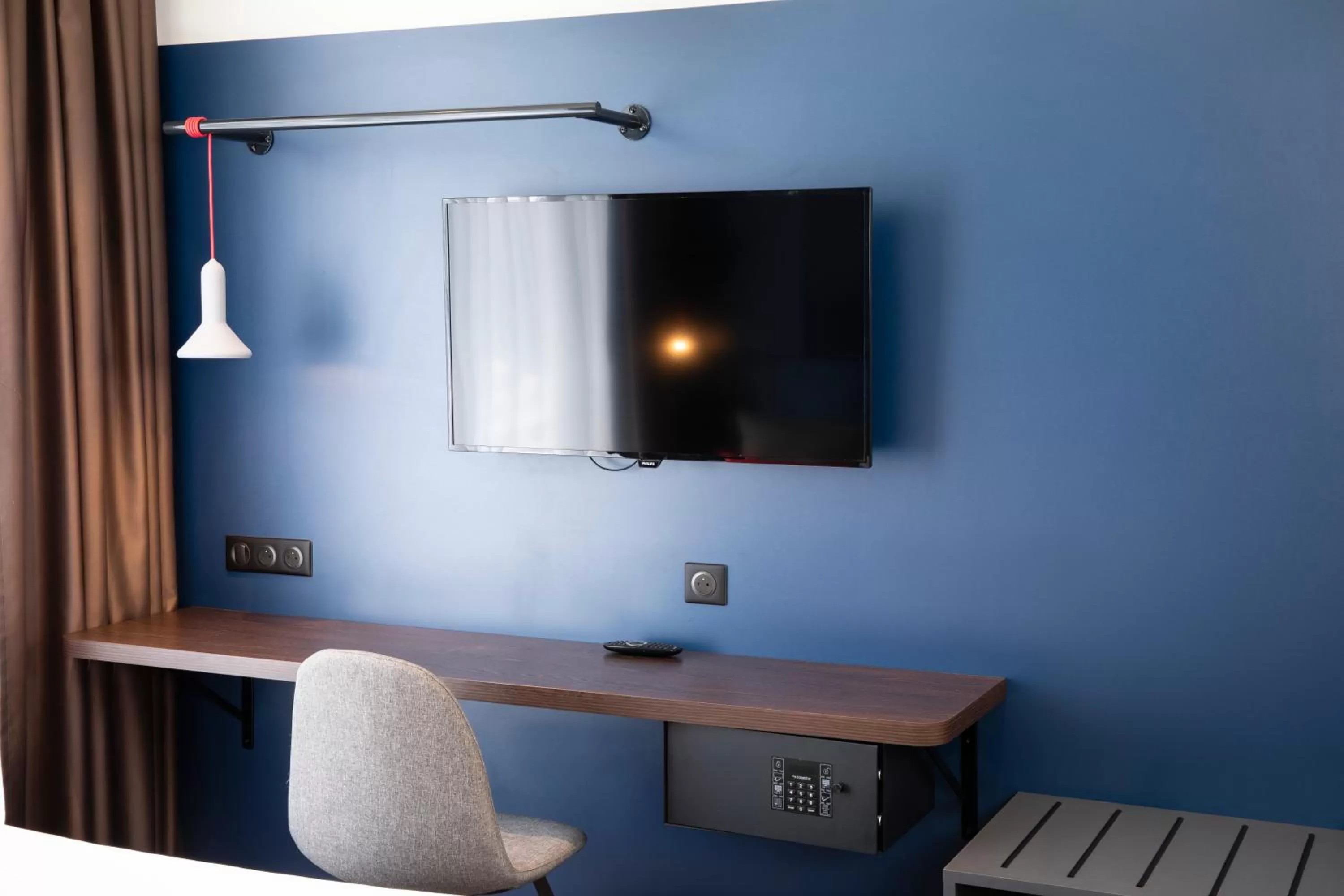 Decorative detail in Hotel Le Bugatti