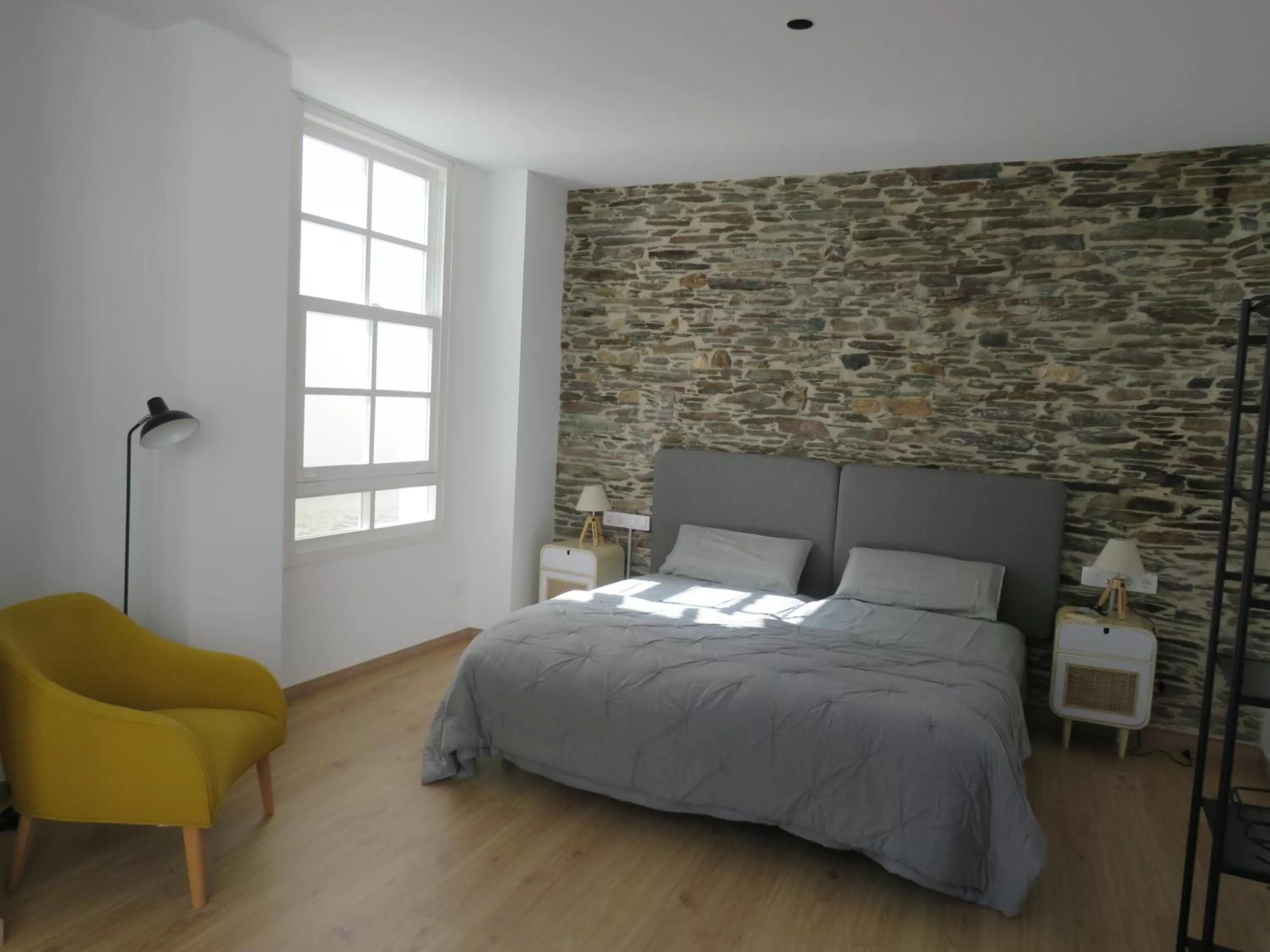 APARTAMENTOS ARMANYA 3