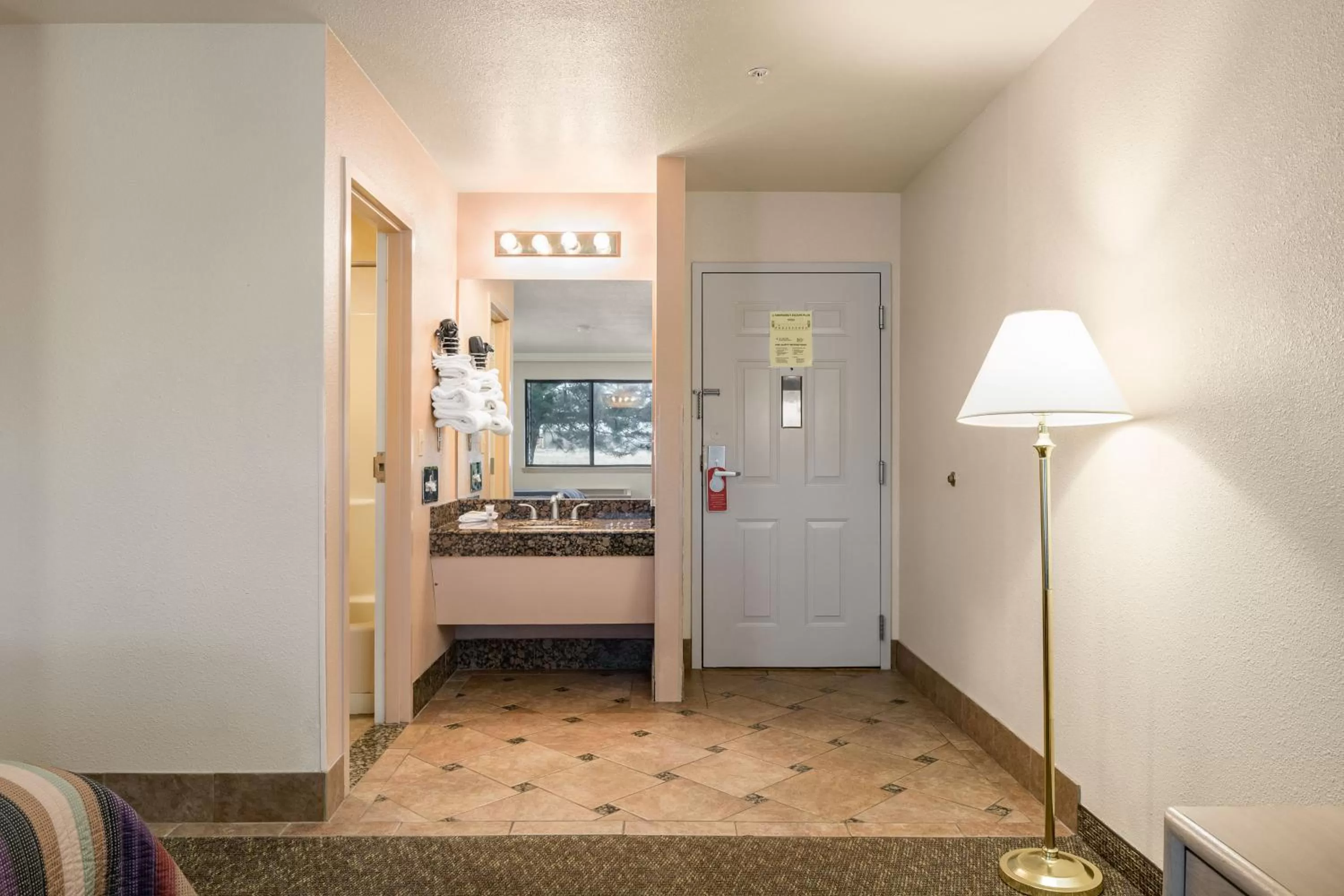 Bedroom in Grand Canyon Inn and Motel - South Rim Entrance