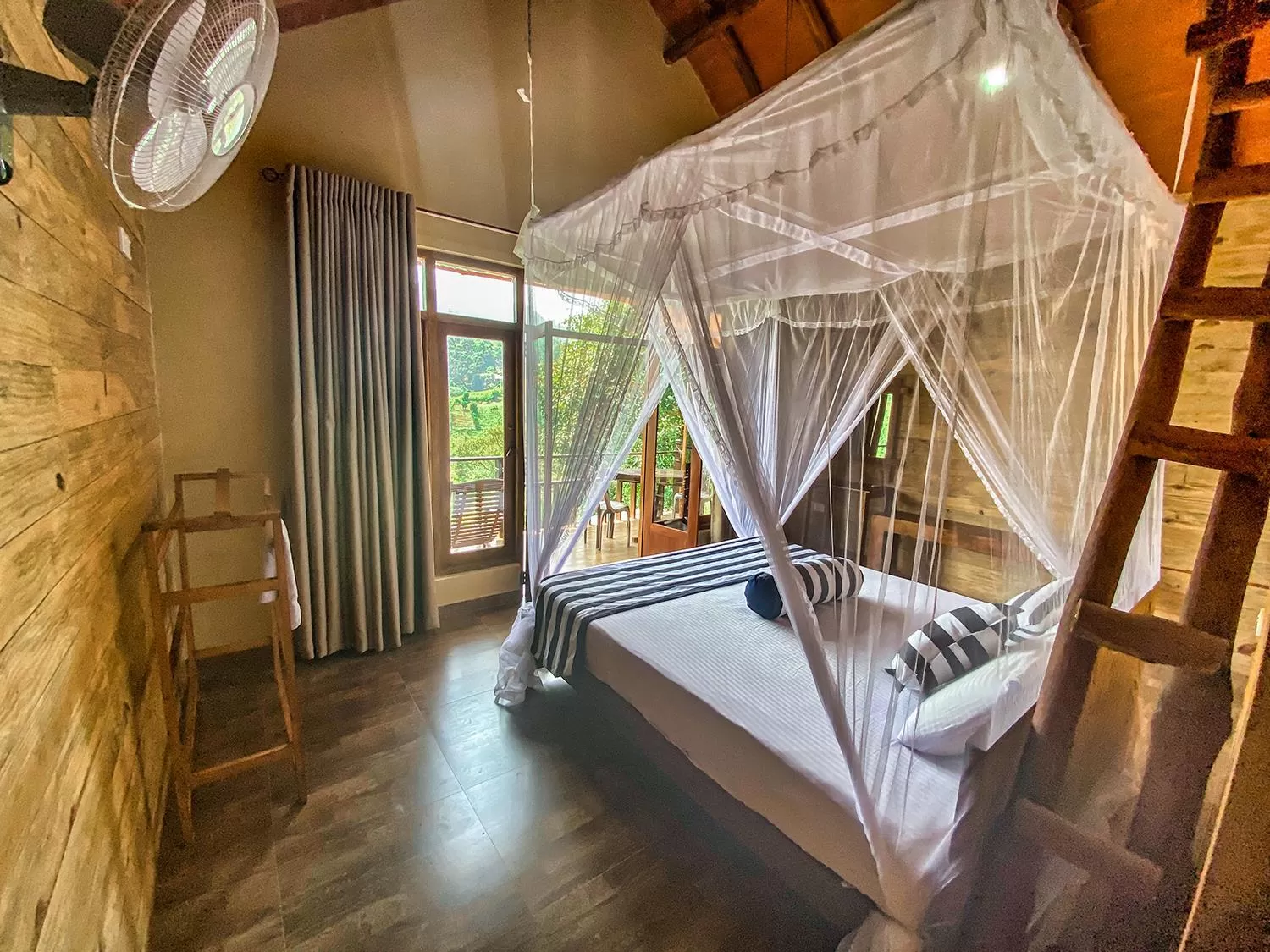 Bedroom, Bed in Ella 100 View Cottage