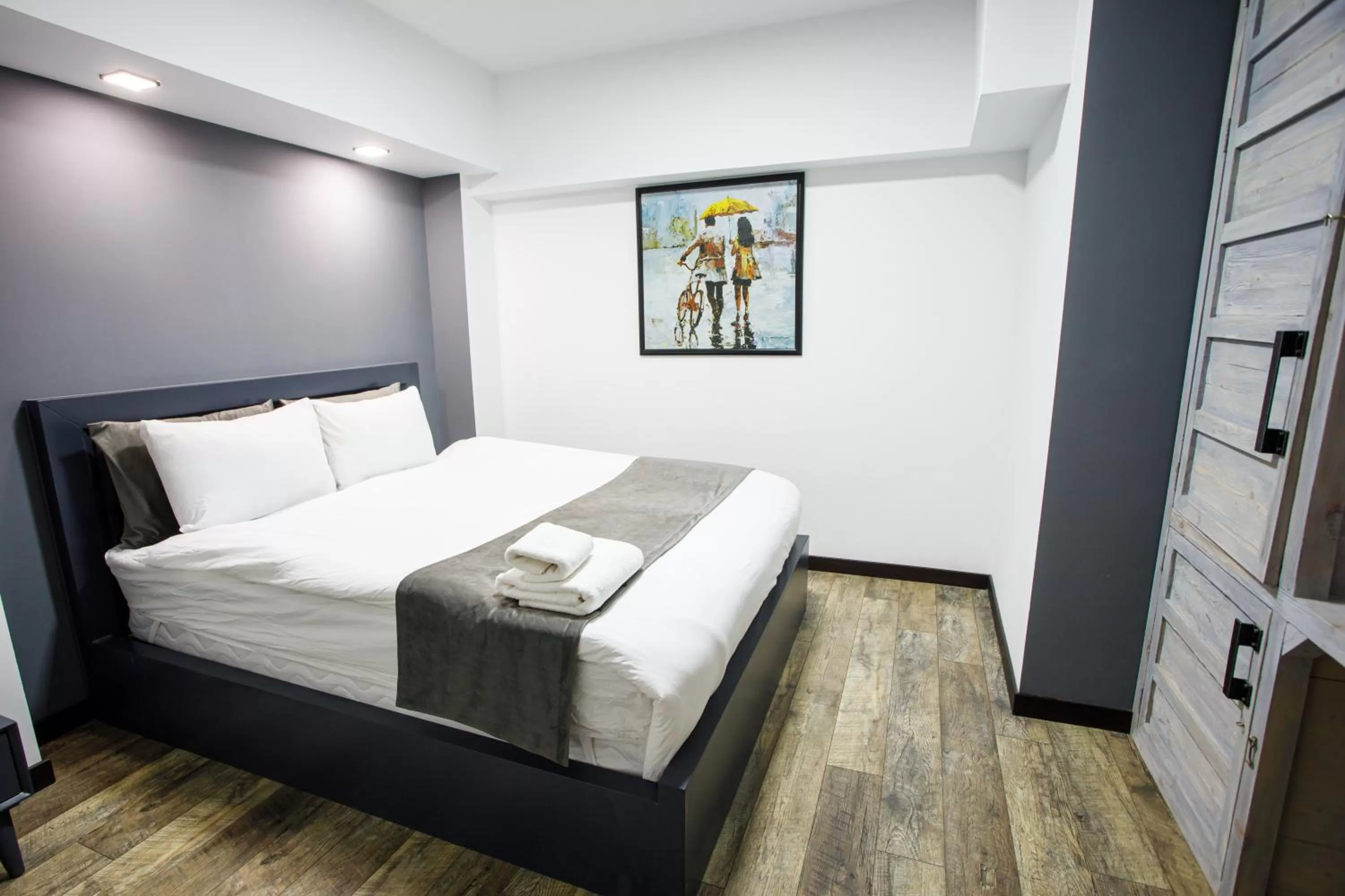 Bed in The Phoenix Boutique Hotel