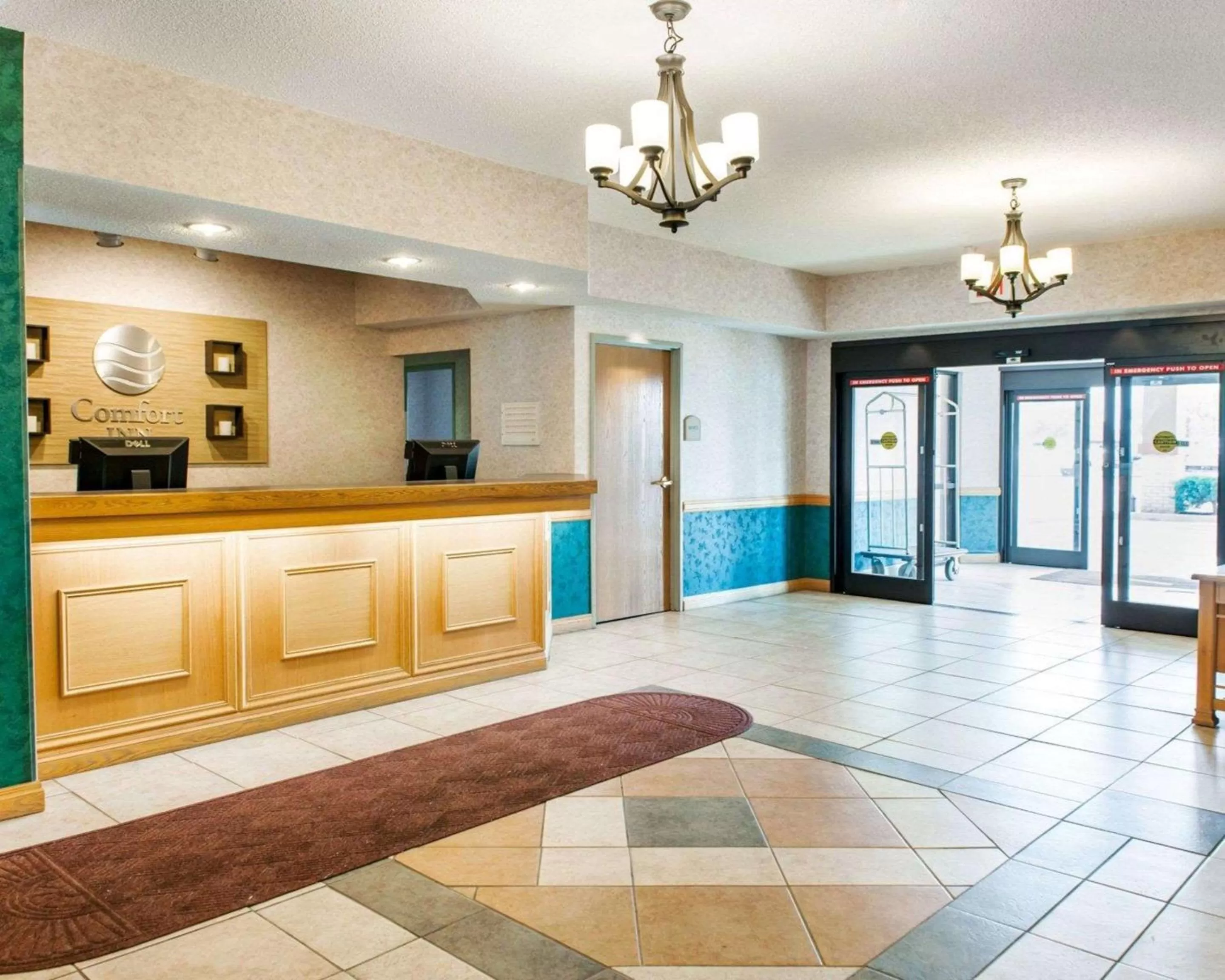 Lobby or reception in Comfort Inn Goshen
