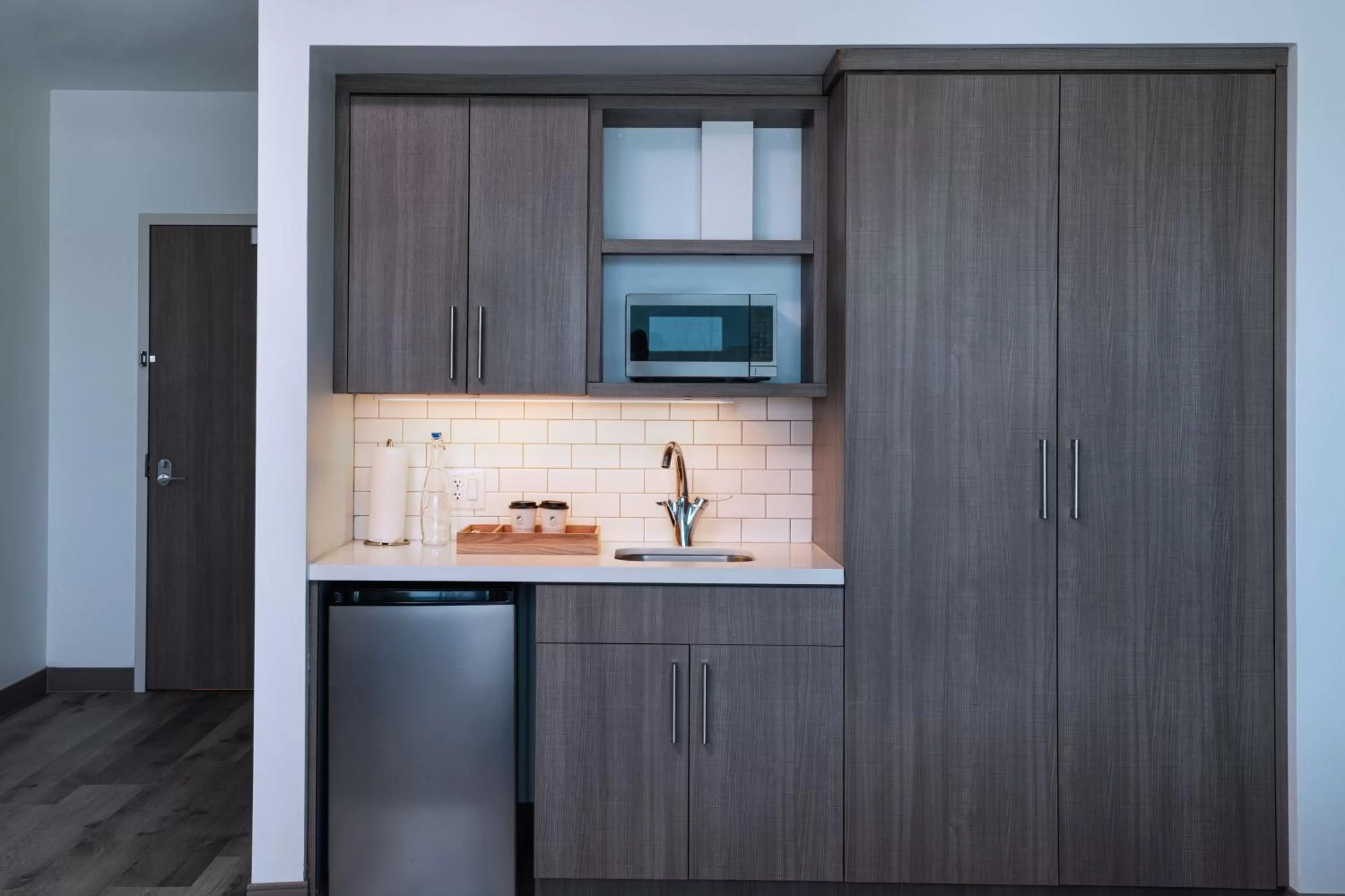Kitchen or kitchenette in Element Waco
