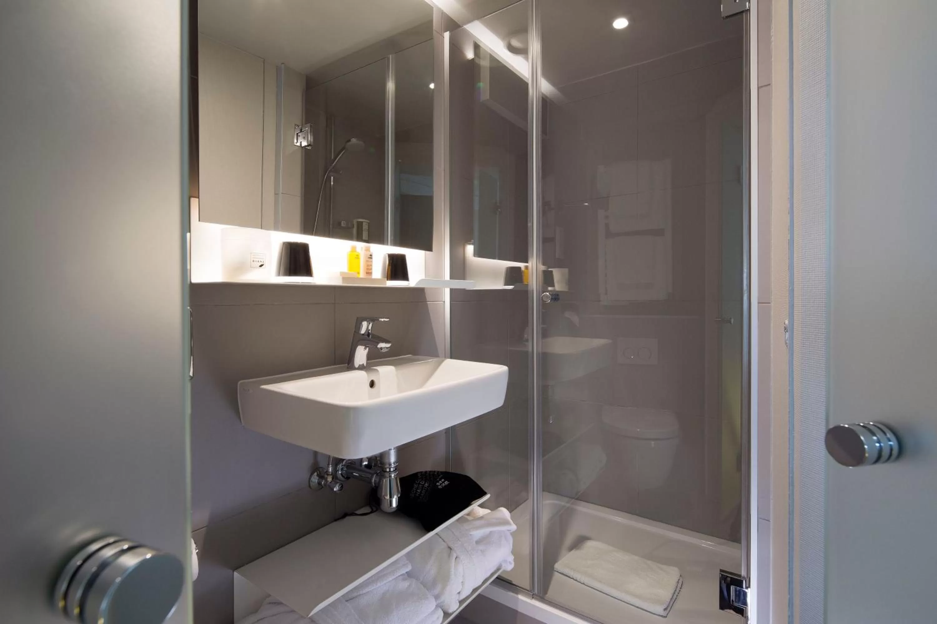 Bathroom in Hôtel Gutenberg