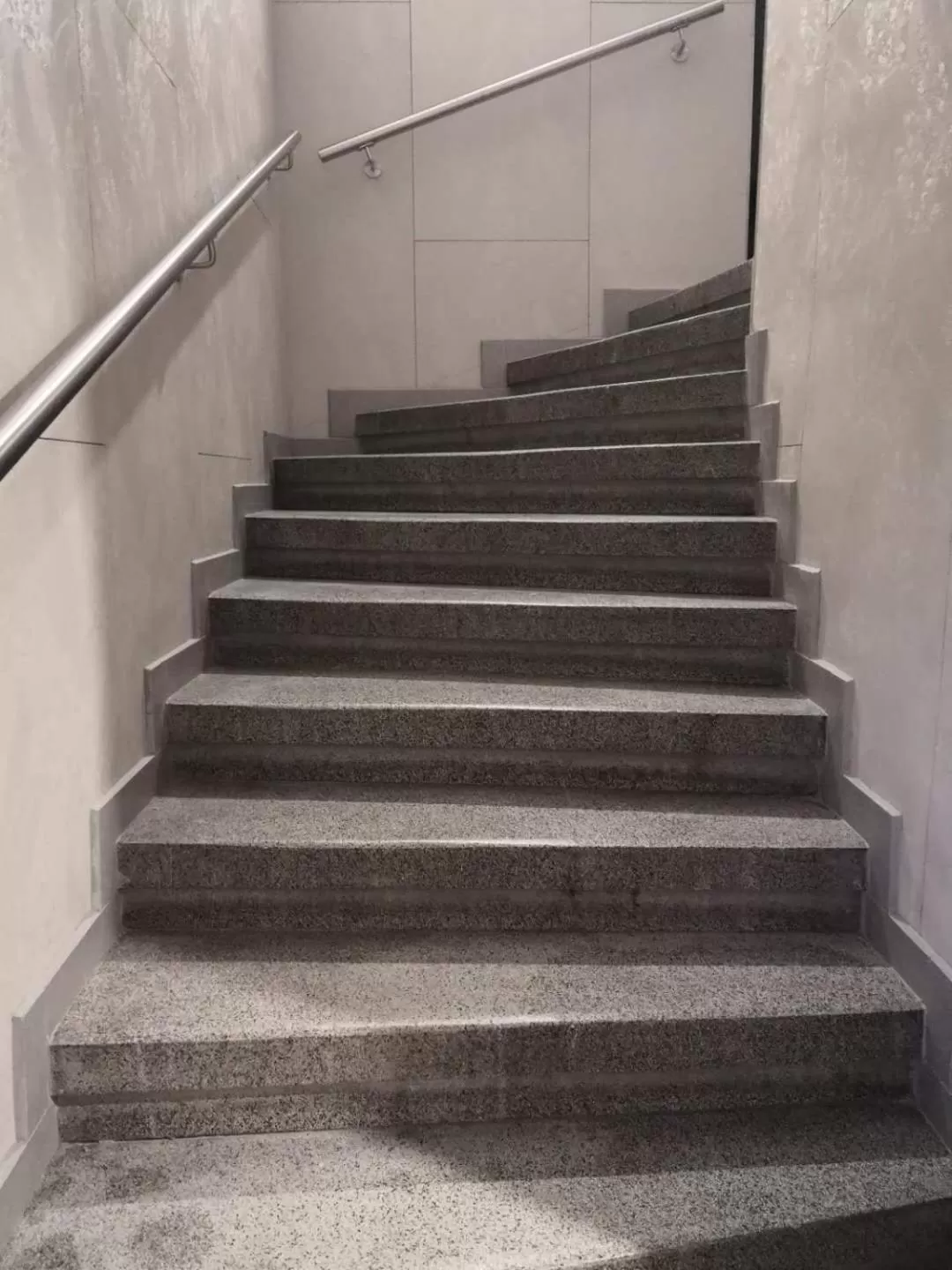 Sun-House Pension - ParkingFree Limited spaces-