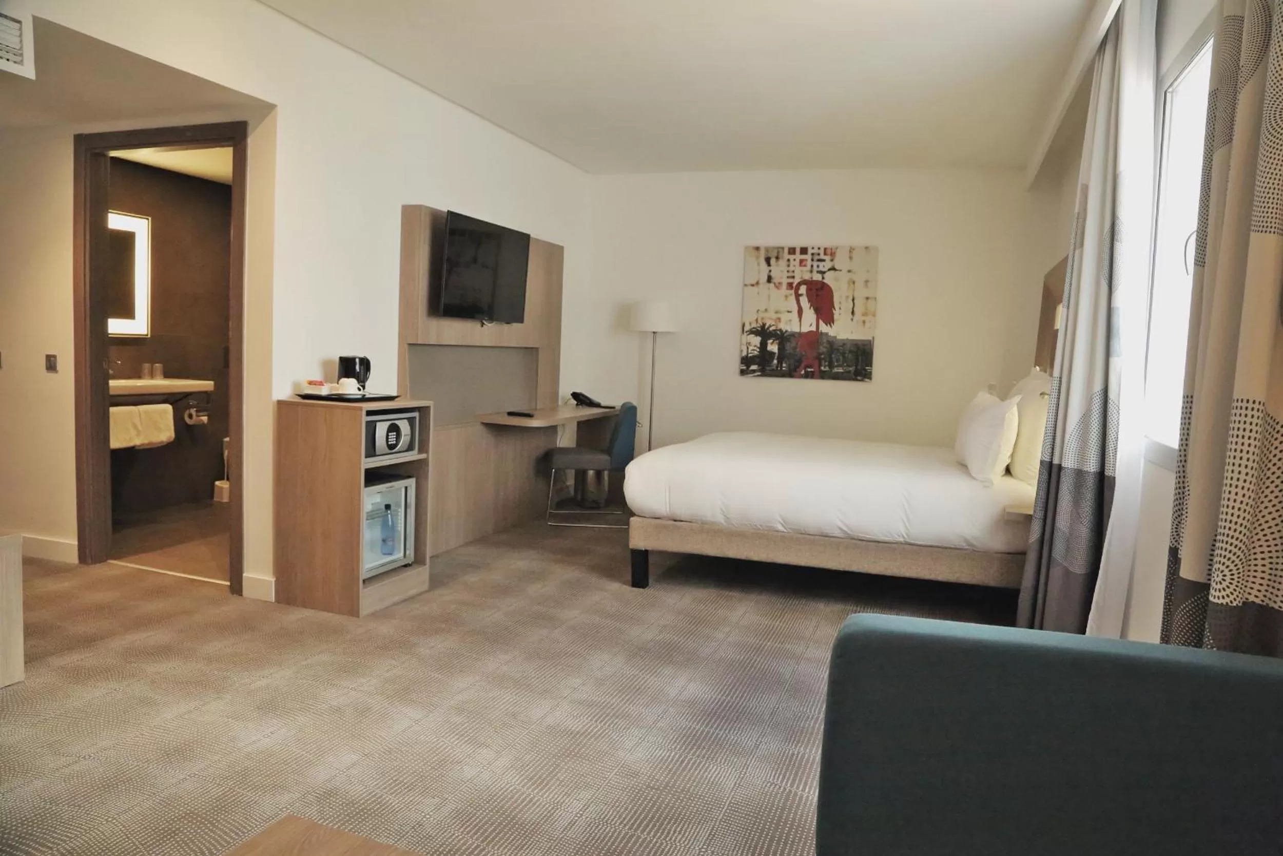 Bathroom, Bed in Novotel Mohammedia