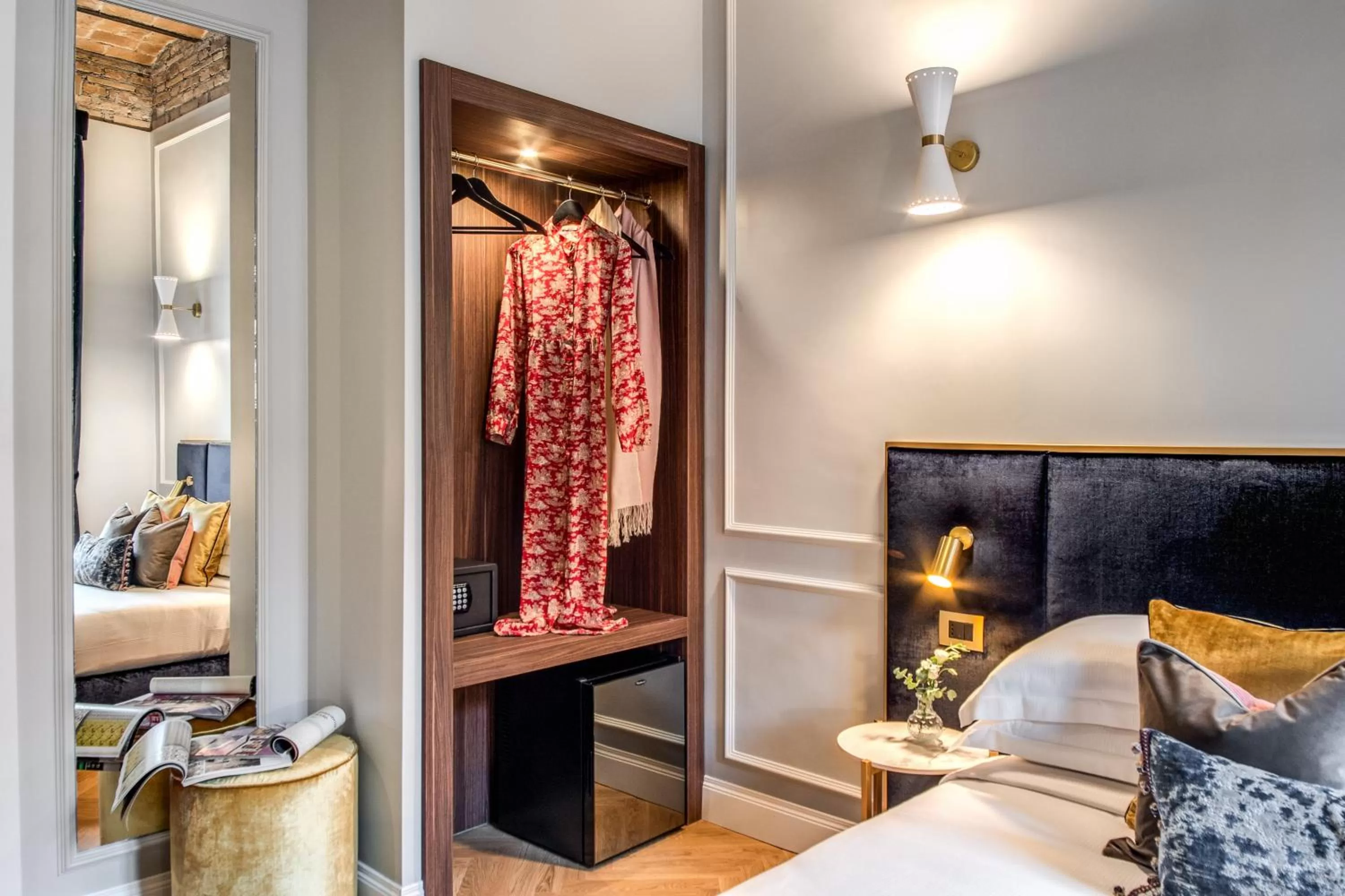 Bed in Tree Charme Augusto Boutique Hotel