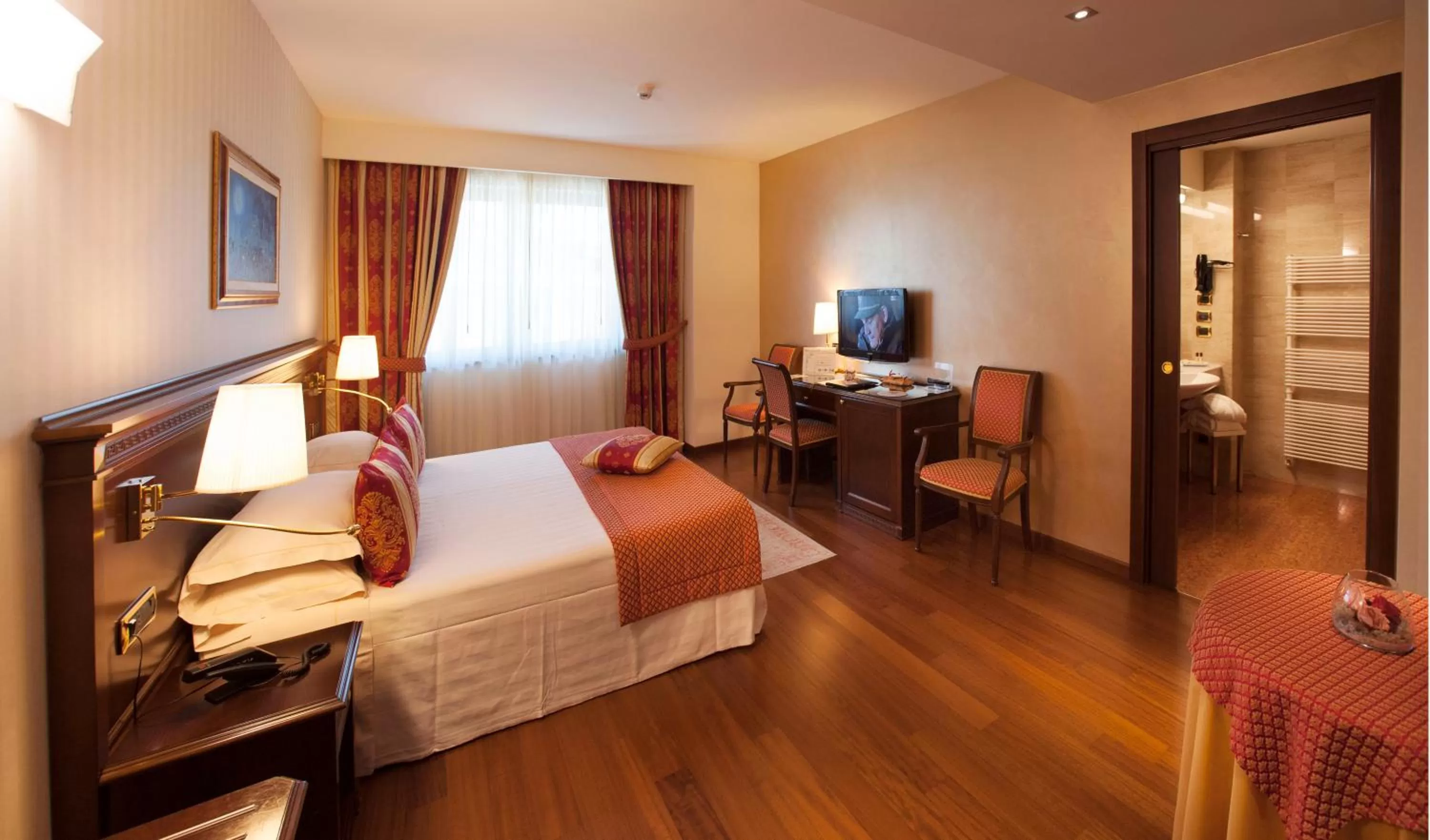 Photo of the whole room, Bed in Hotel Calissano