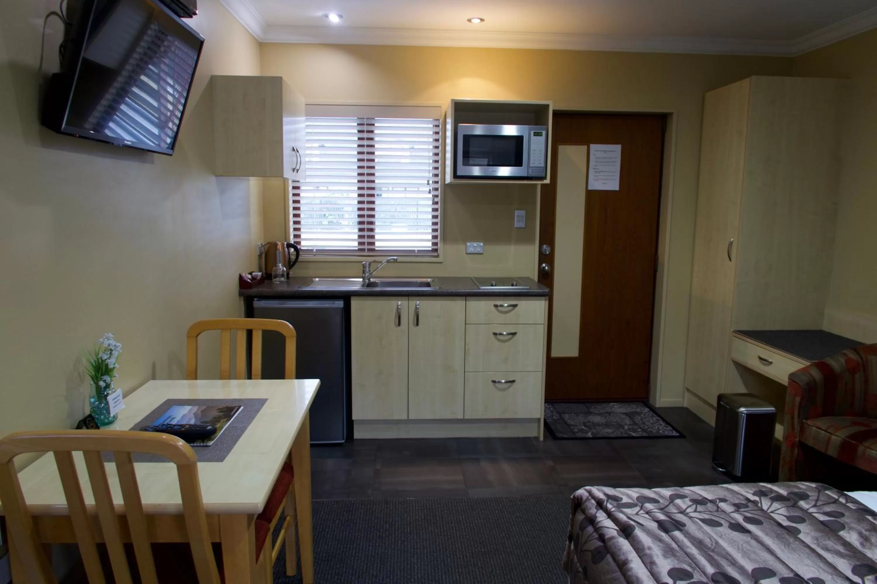 Kitchen or kitchenette in Blenheim Spa Motor Lodge