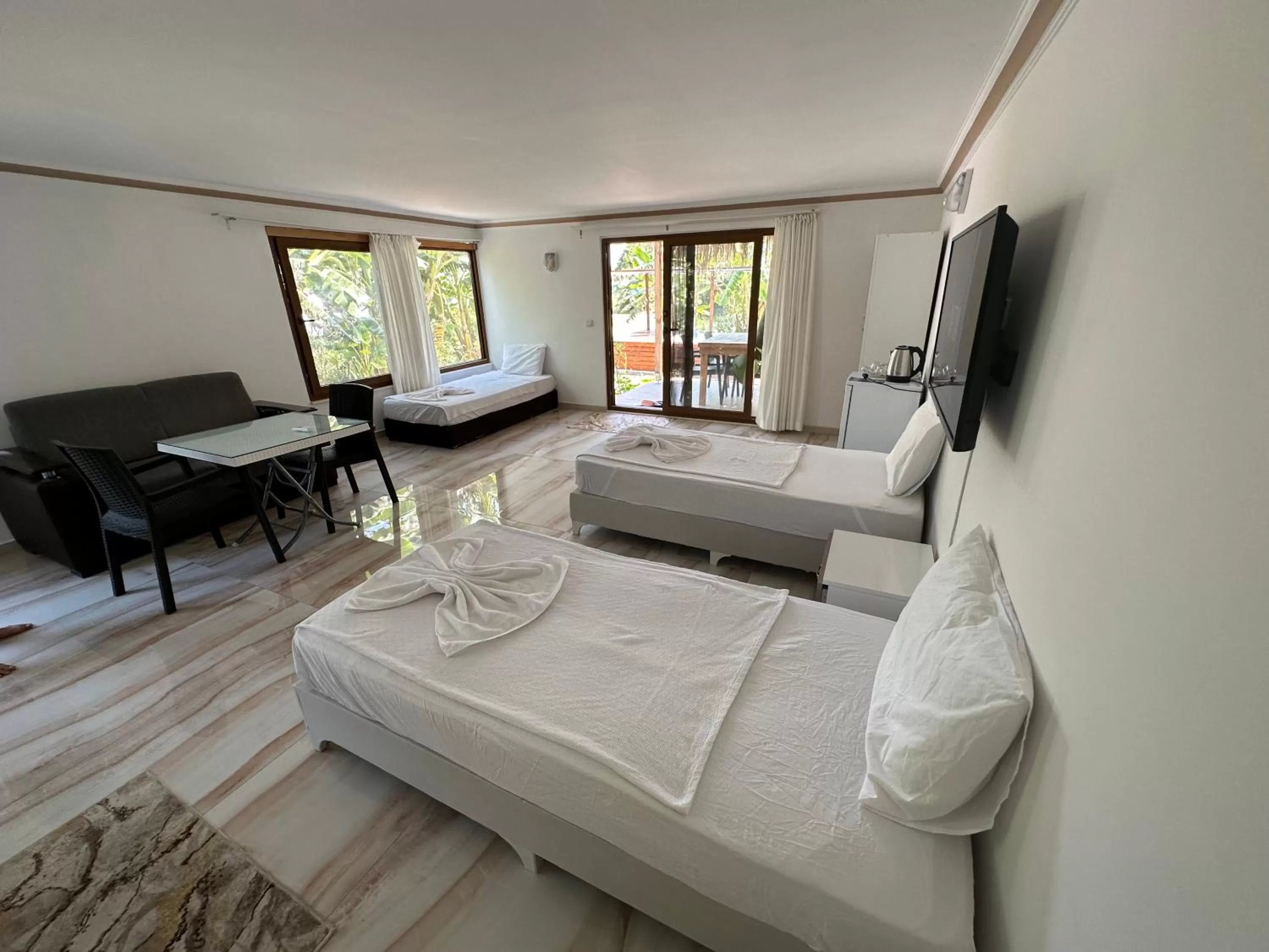 Bed in Kiriş Garden Hotel